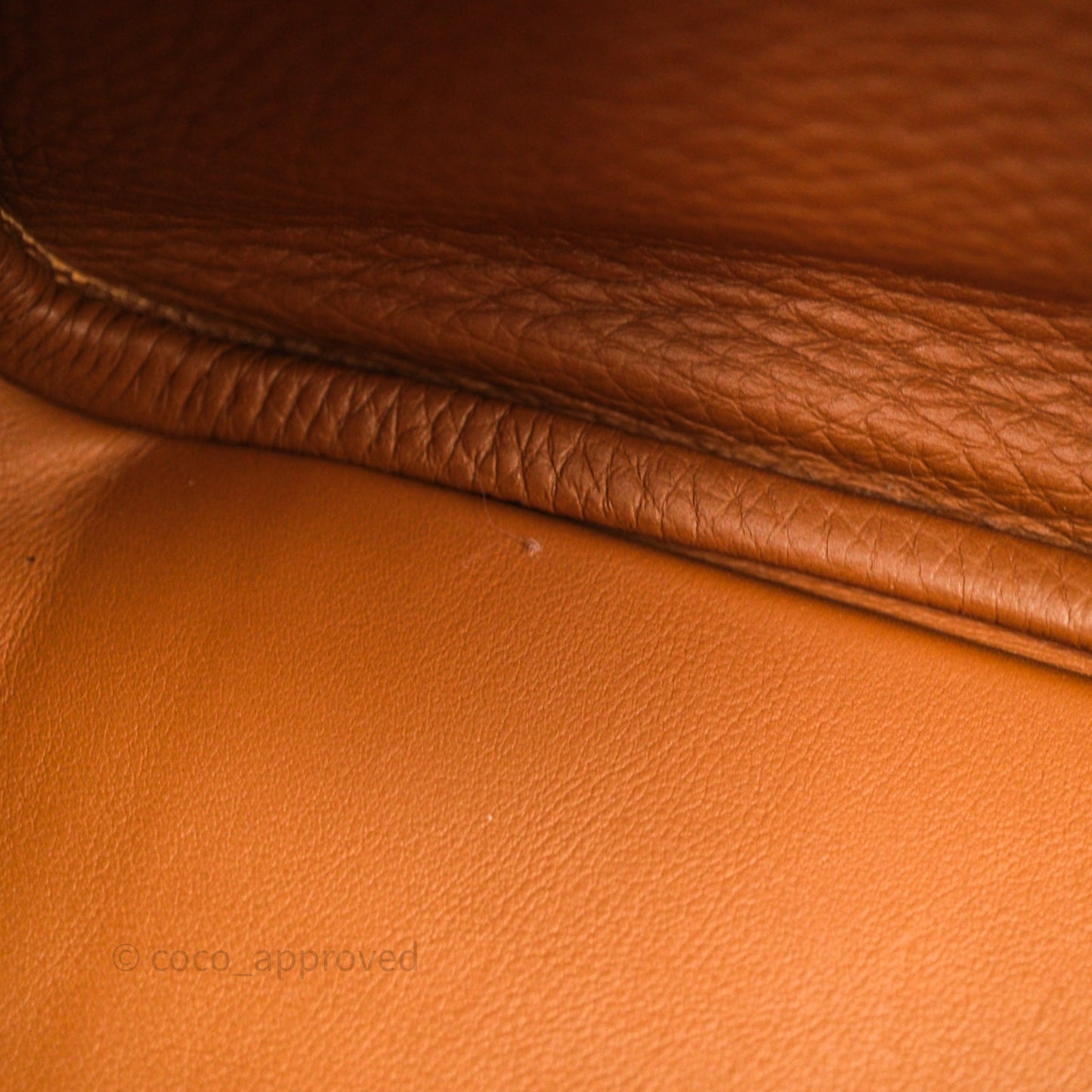 Hermès Lindy 26 Gold Clemence Palladium Hardware