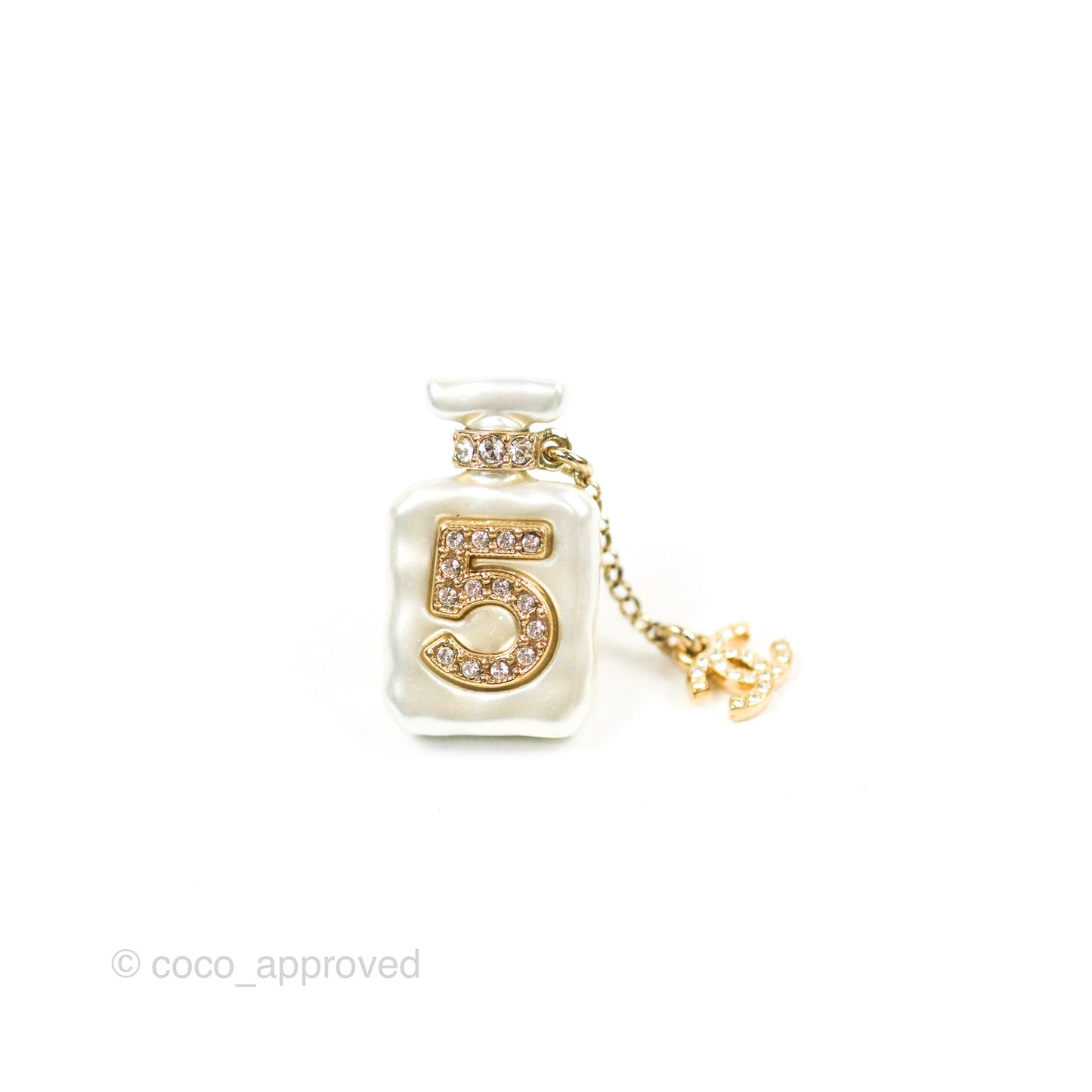 Chanel No5 Perfume Bottle Pearl Pin Brooch Gold Tone 22S