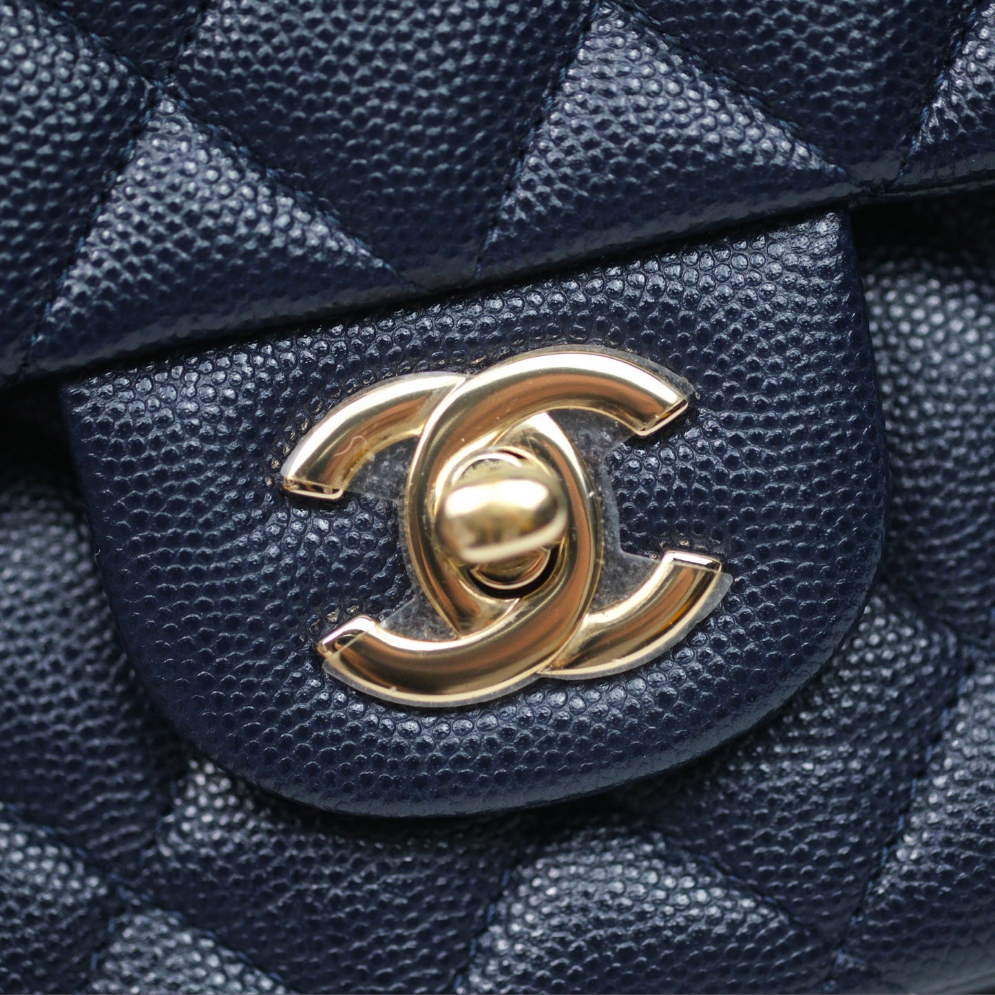 Chanel Classic M/L Medium Flap Quilted Navy Caviar Gold Hardware 21S