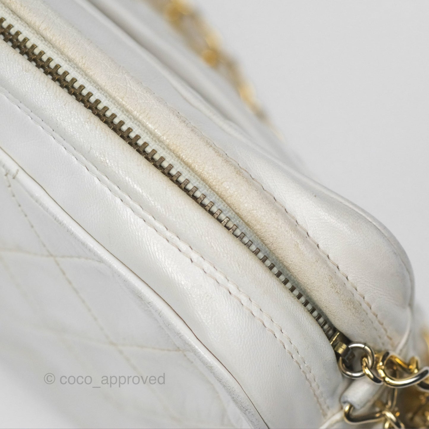 Chanel Vintage Small Camera Bag White Lambskin Gold Hardware