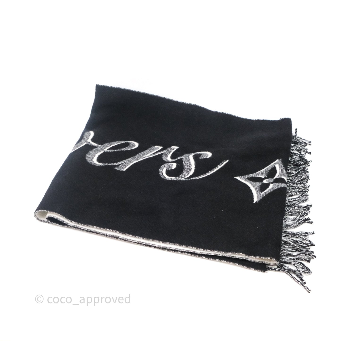Louis Vuitton Vers Scarf Black