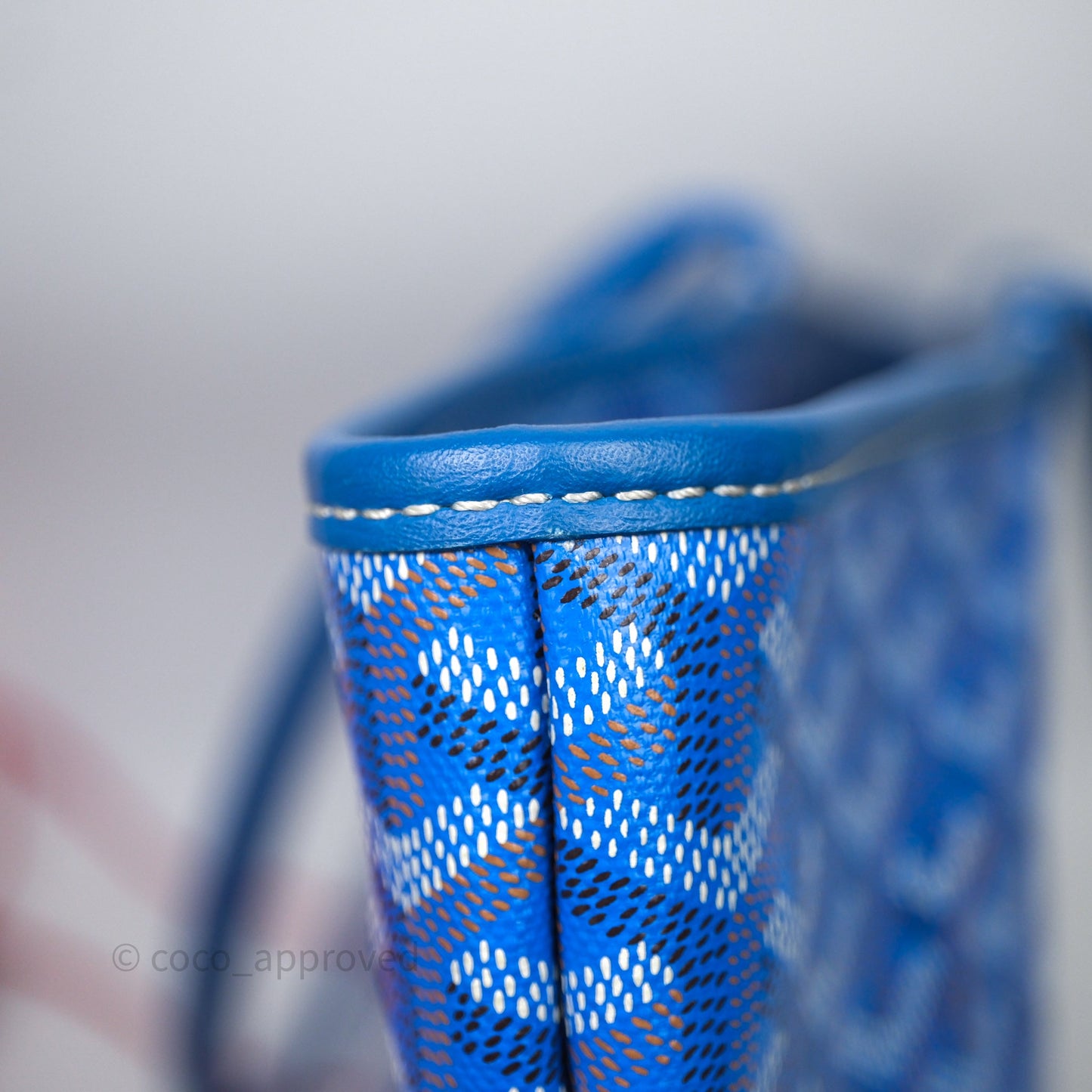 Goyard St Artois Tote MM ⁣⁣⁣⁣⁣⁣⁣⁣⁣⁣⁣⁣⁣⁣⁣⁣⁣⁣⁣⁣Blue Canvas