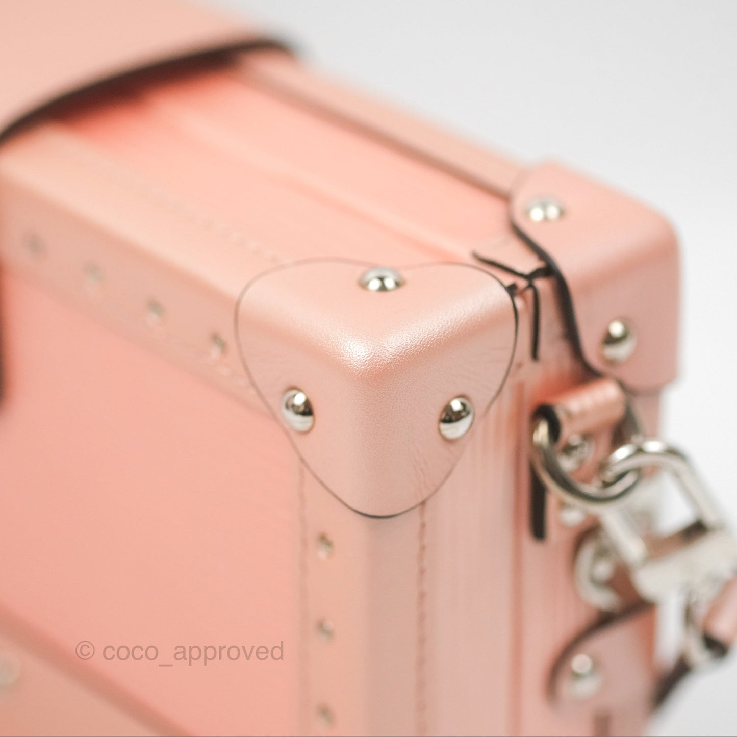 Louis Vuitton Petite Malle Rose Epi