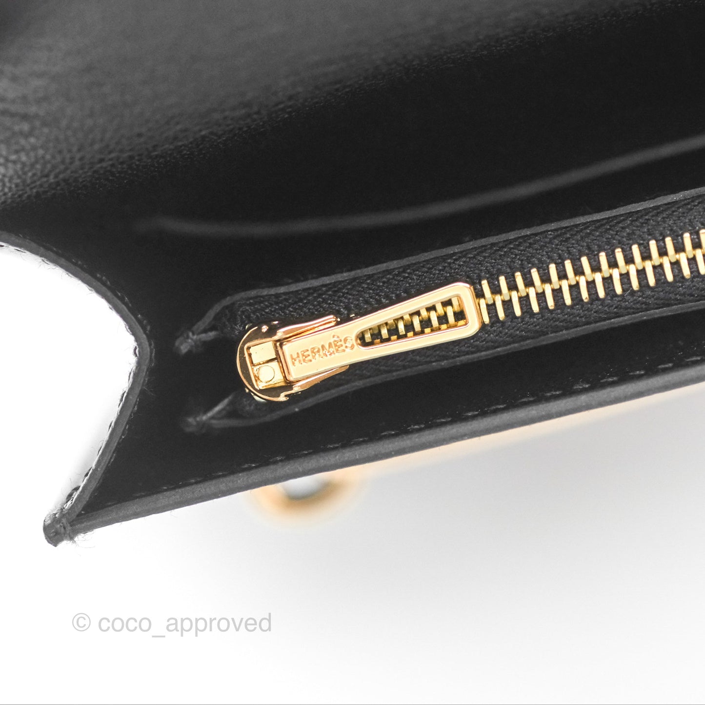 Hermès Roulis Slim Wallet Noir Gold Hardware