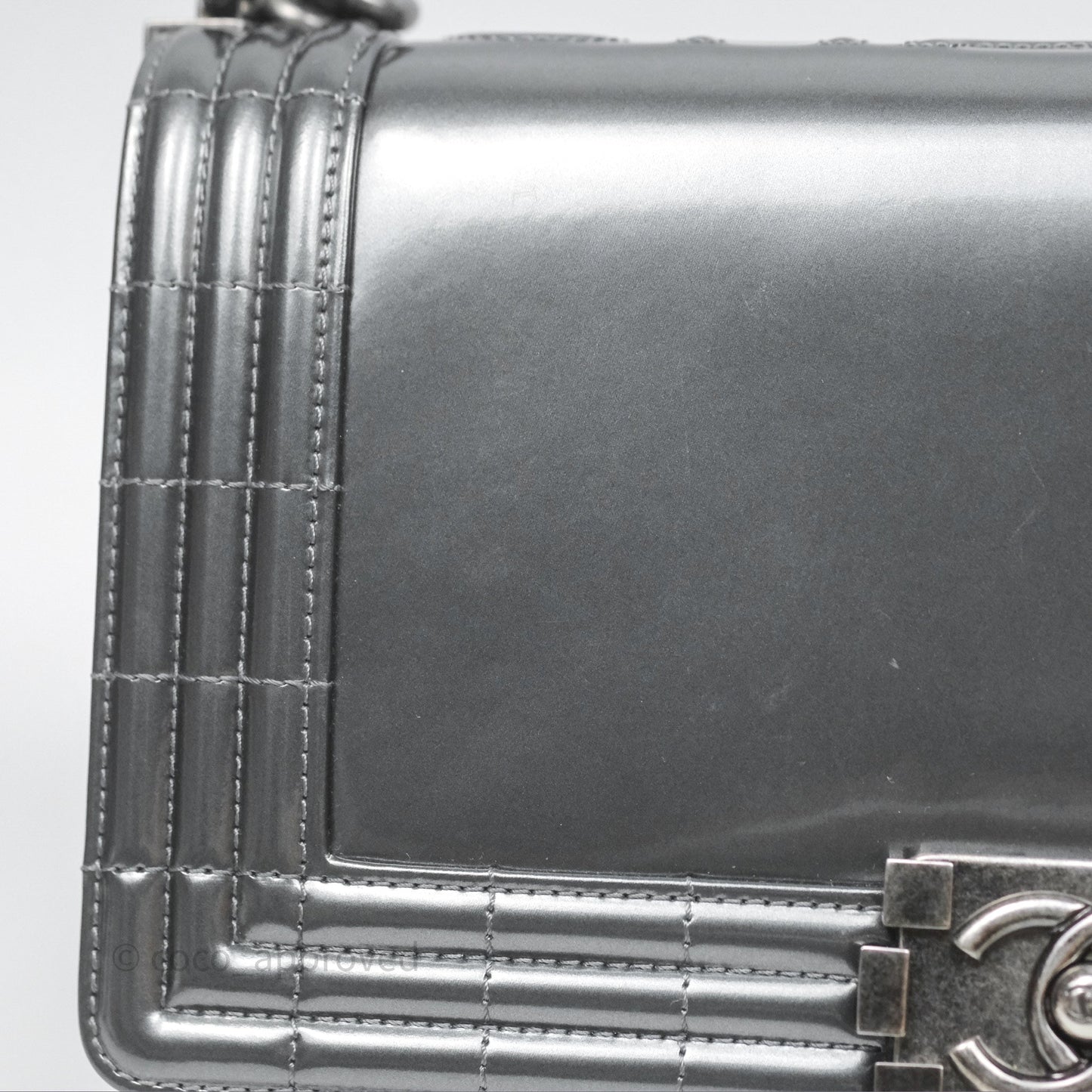 Chanel Medium Boy Metallic Dark Grey Iridescent Glazed Calfskin Ruthenium Hardware
