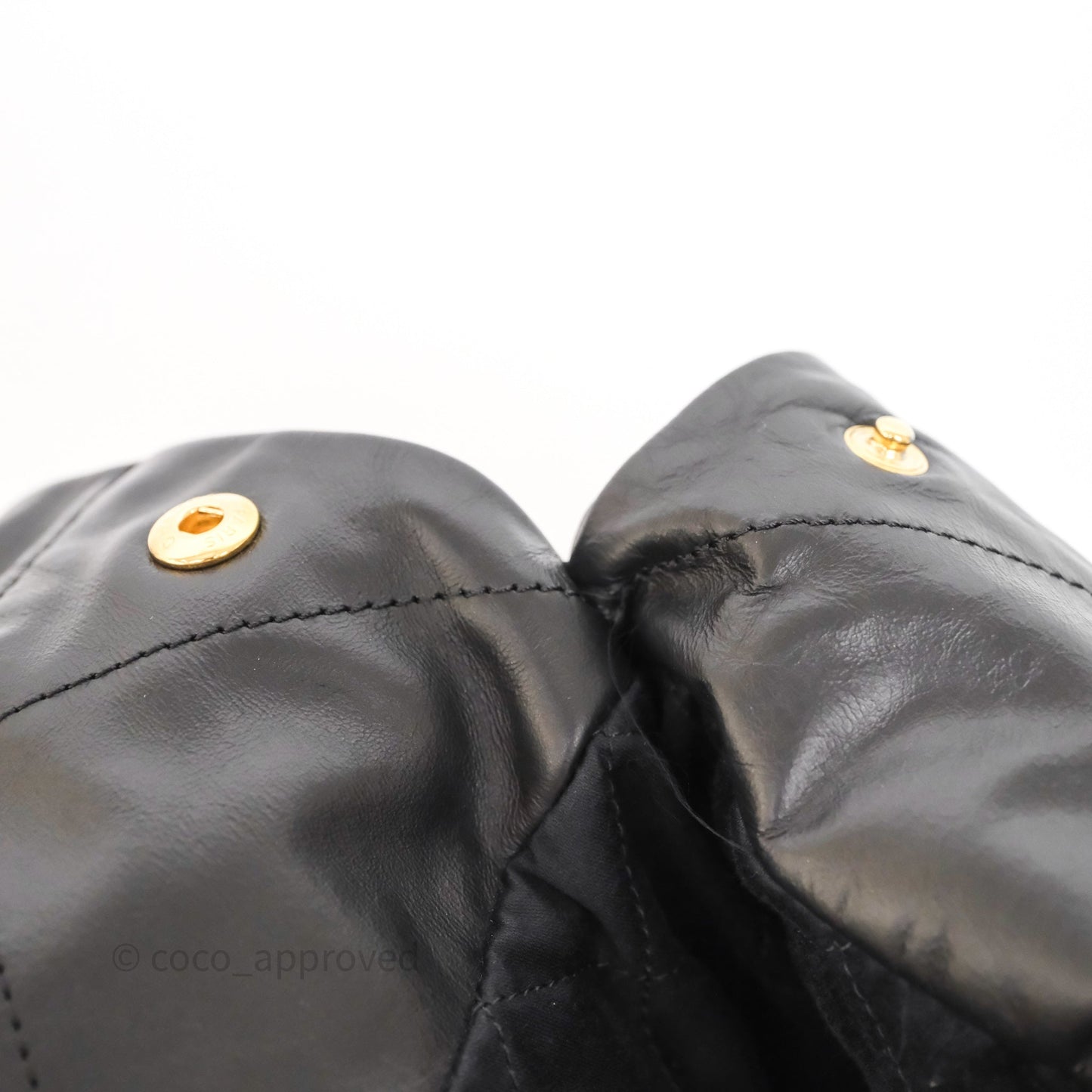 Chanel 22 Medium Black Crumpled Calfskin Aged Gold Hardware