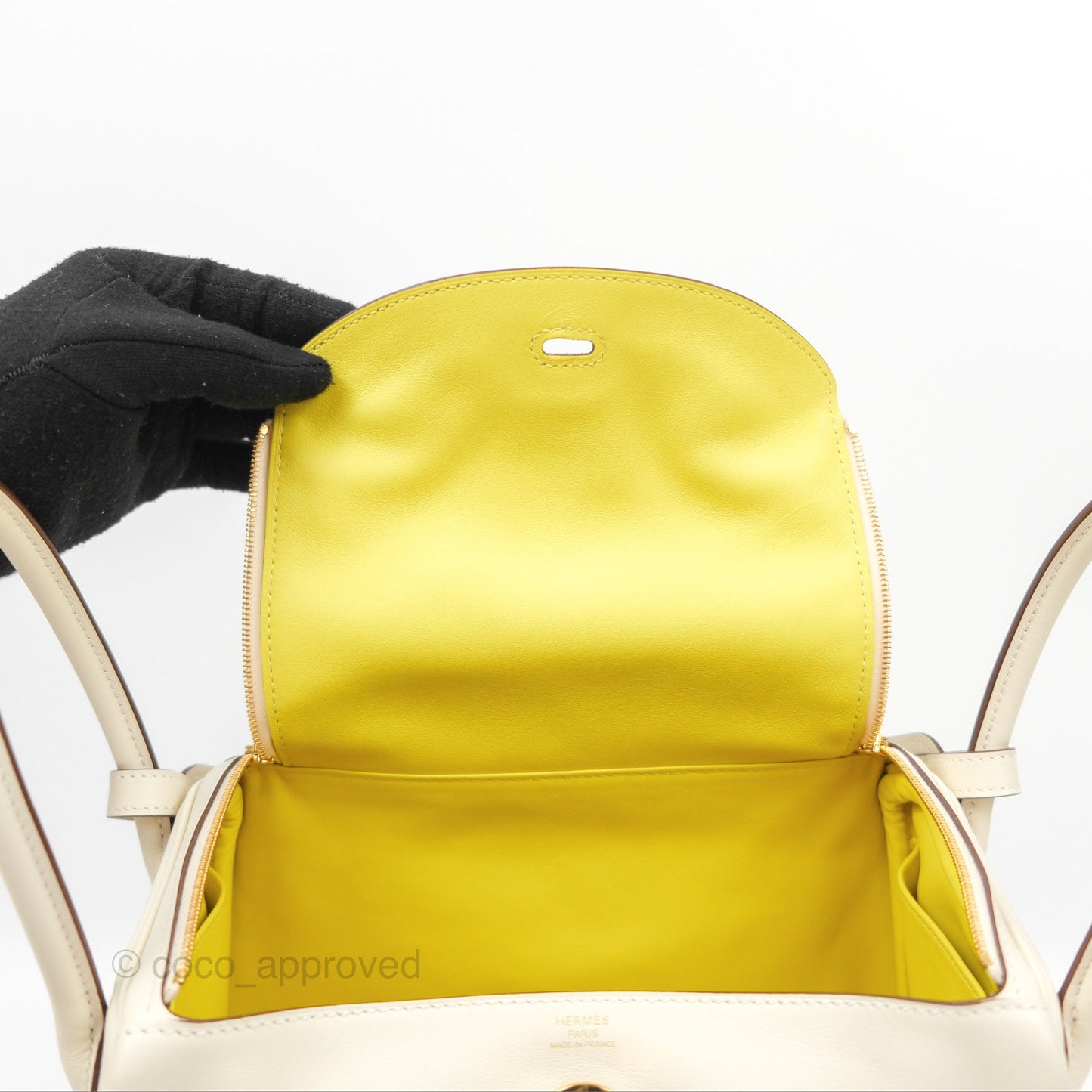Hermès Lindy 26 Nata/Lime Swift Gold Hardware