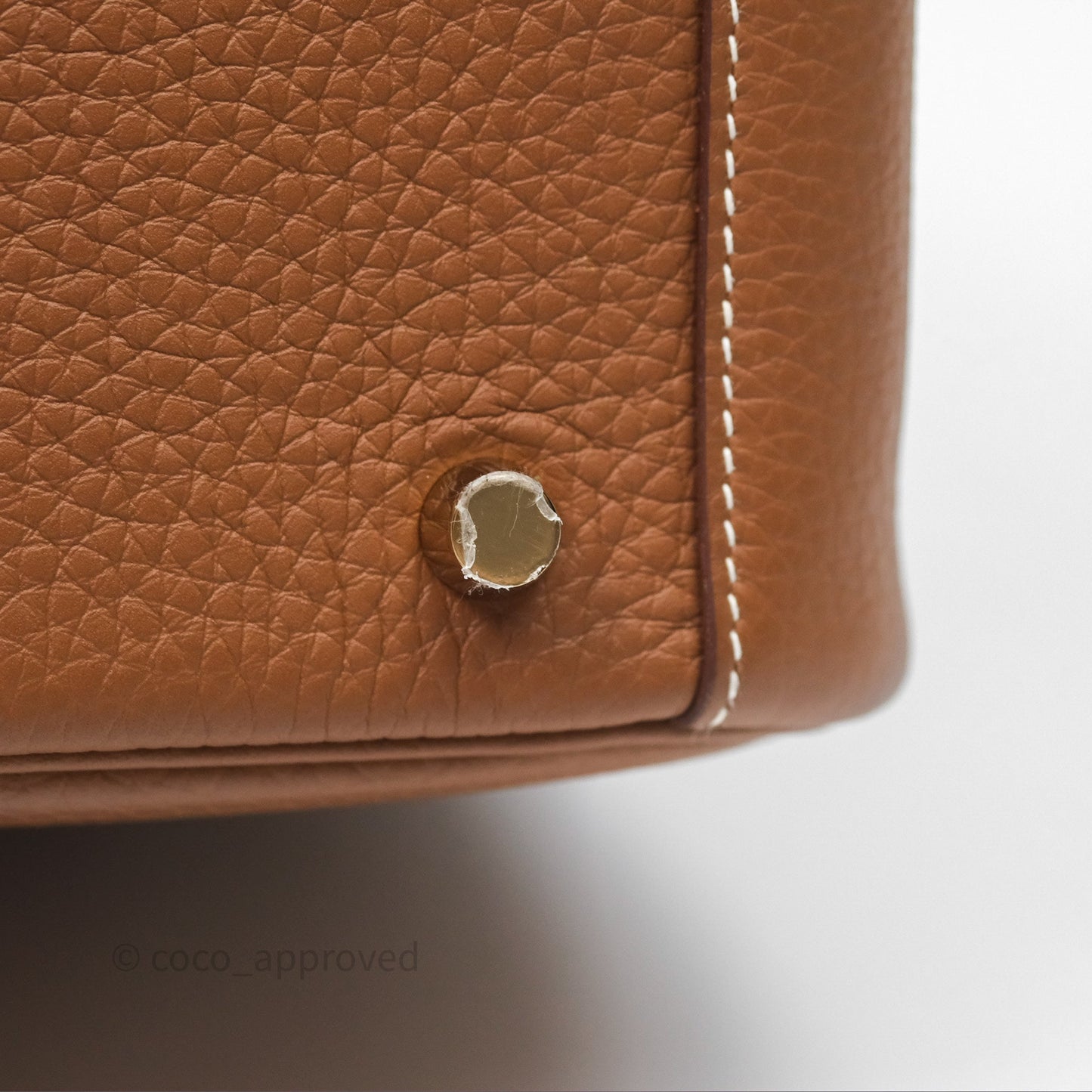 Hermès Lindy 26 Gold 37 Clemence Gold Hardware