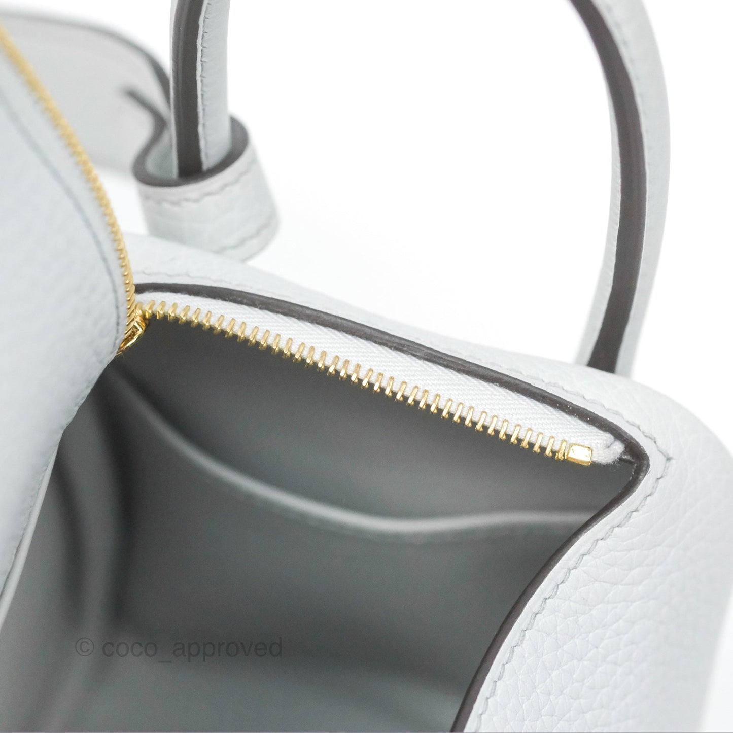 Hermès Mini Lindy 20 Bleu Pale Clemence Gold Hardware