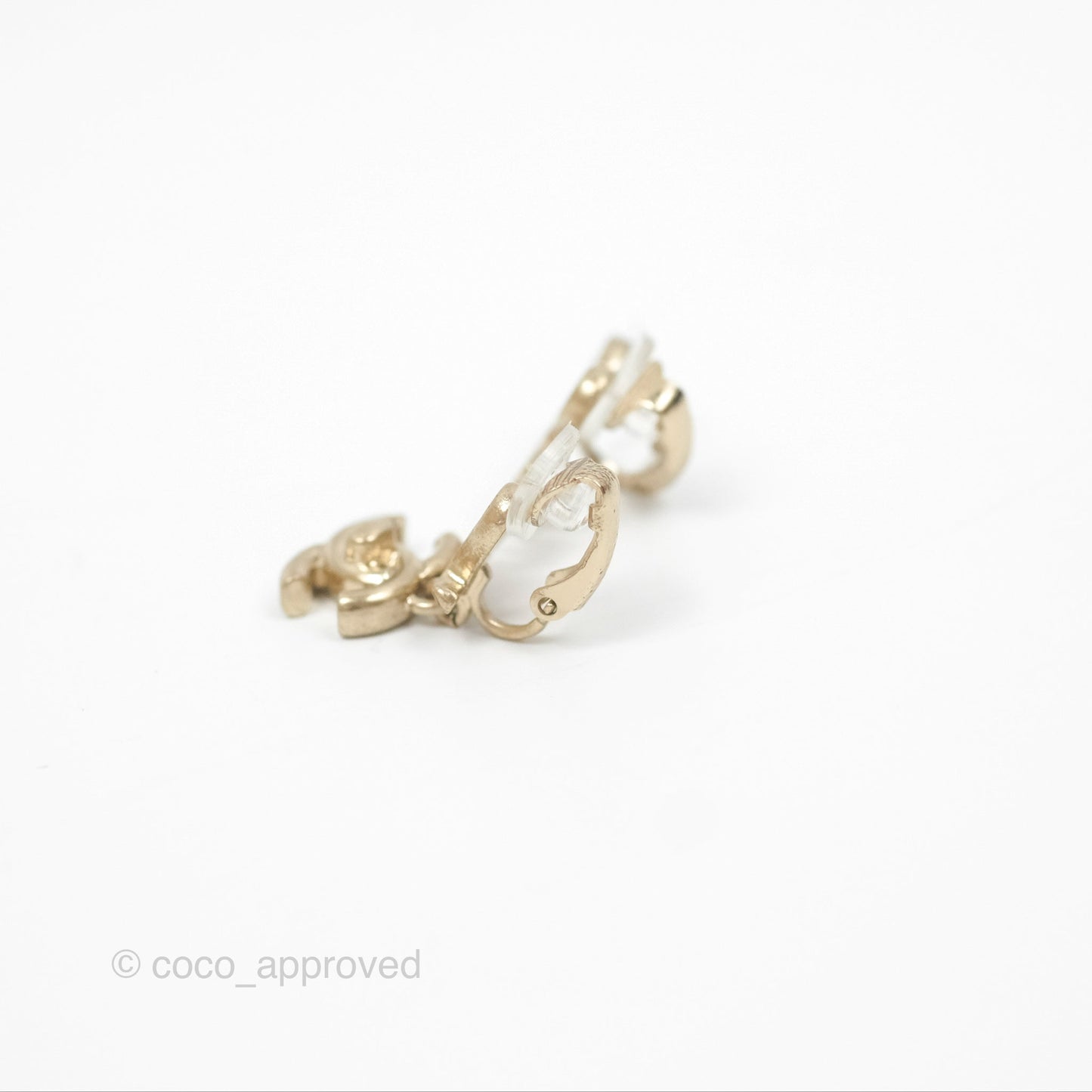Chanel Logo CC Turnlock Ear Clips Gold Tone 21P