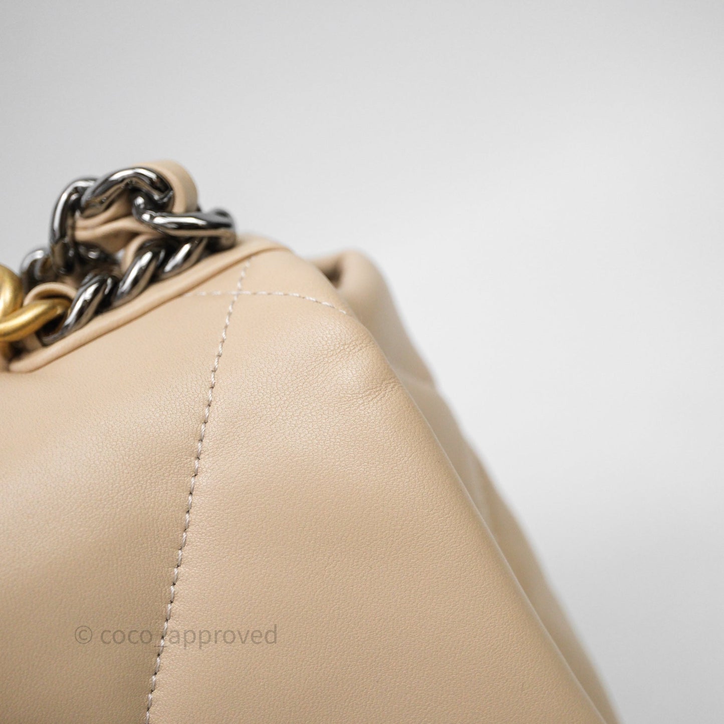 Chanel 19 Small Beige Lambskin Mixed Hardware