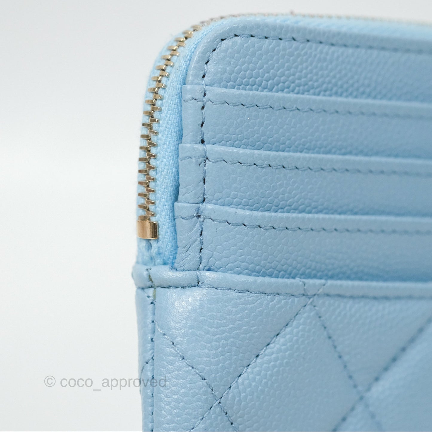 Chanel Zipped Coin Purse Card Holder Blue Caviar 22S