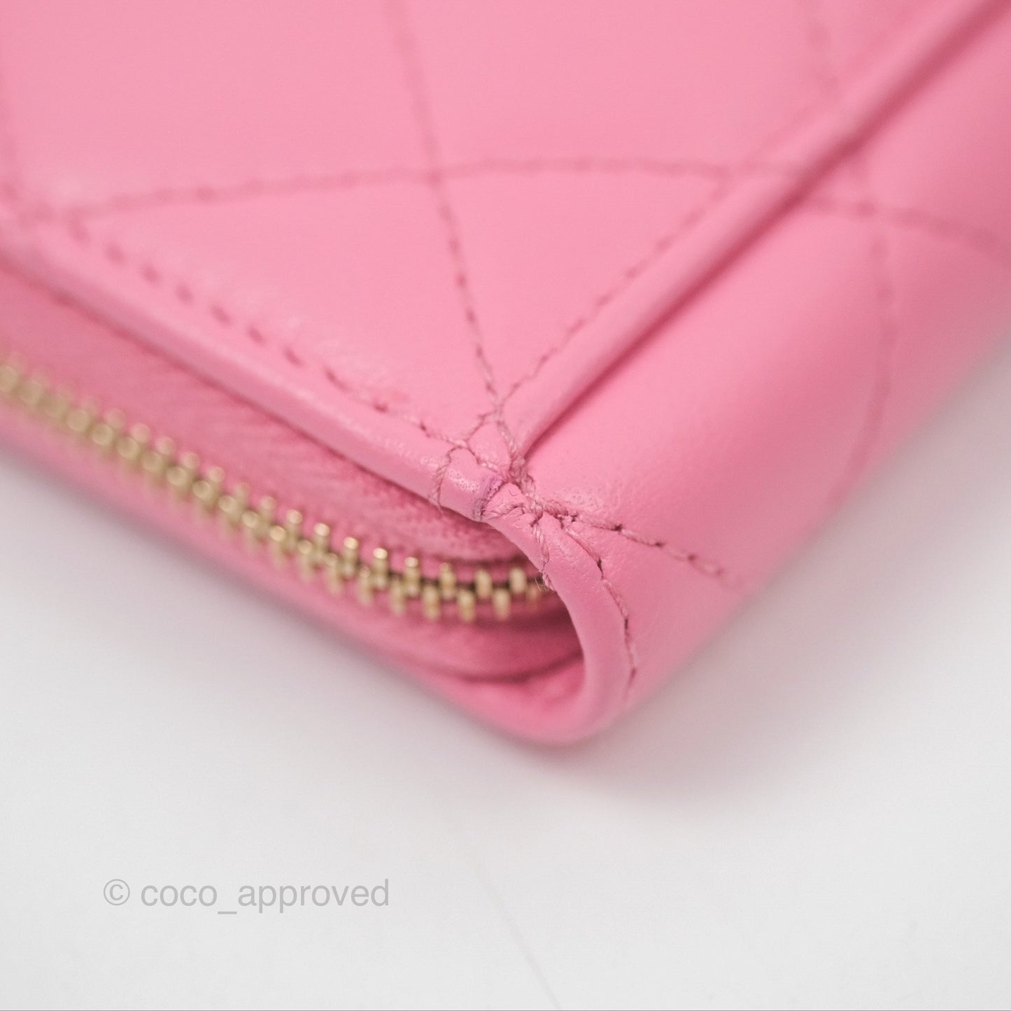 Chanel Quilted Zip Card Holder Pink Lambskin Gold Hardware 23S
