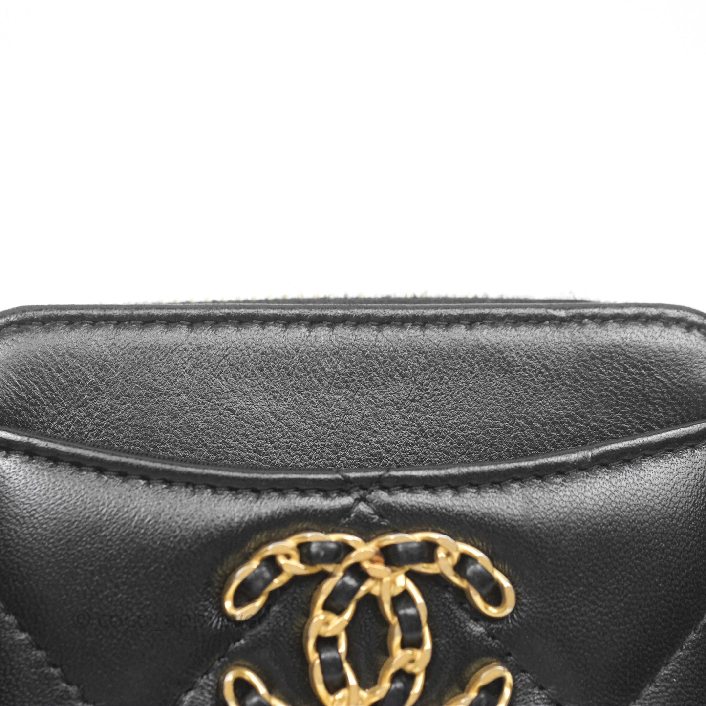 Chanel 19 Black Zipped Coin Purse Lambskin Gold Hardware