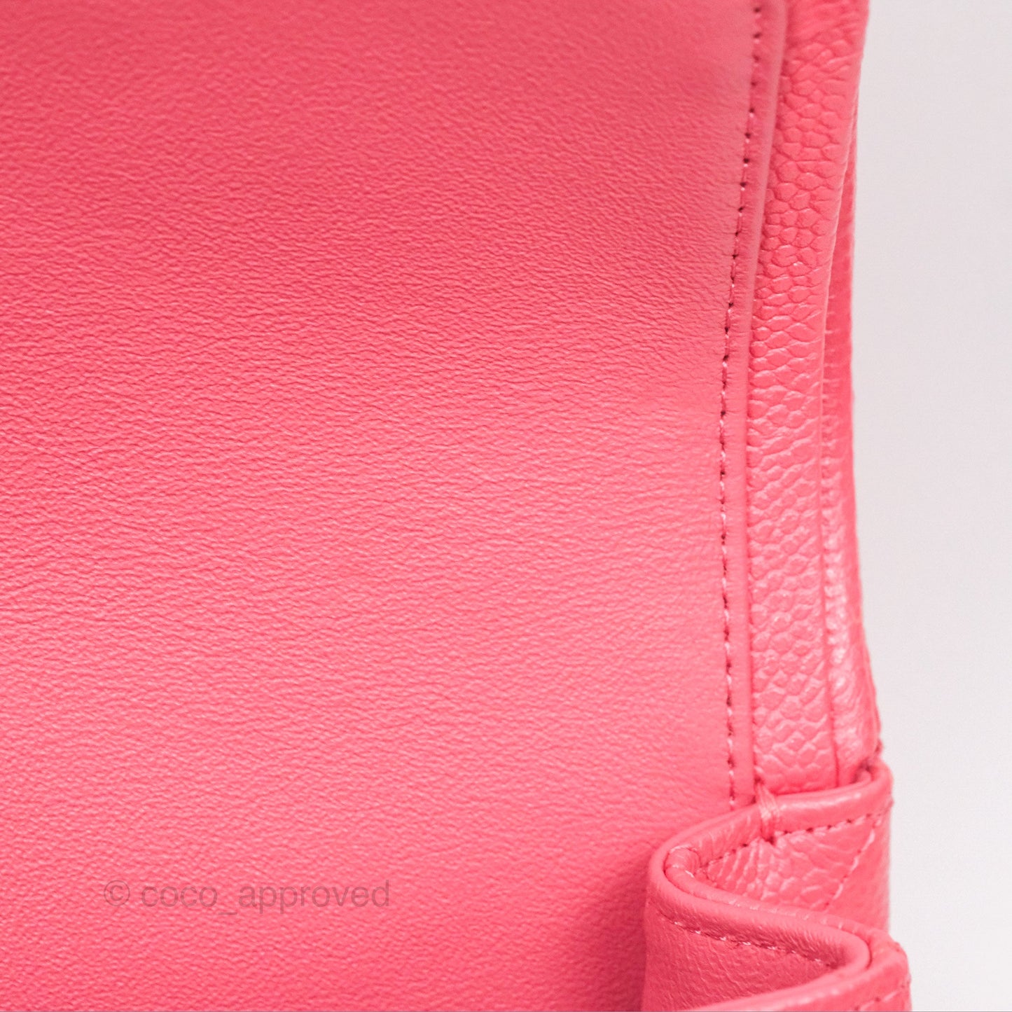 Chanel Medium Classic Flap Quilted Iridescent Pink Caviar Gold Hardware 18S