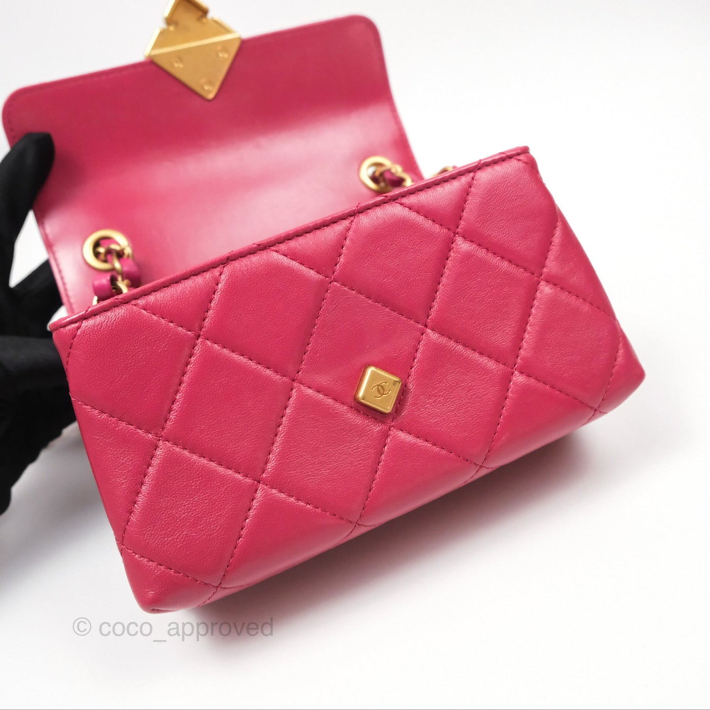 Chanel Diamond Lock CC Flap Bag Pink Lambskin Gold Hardware
