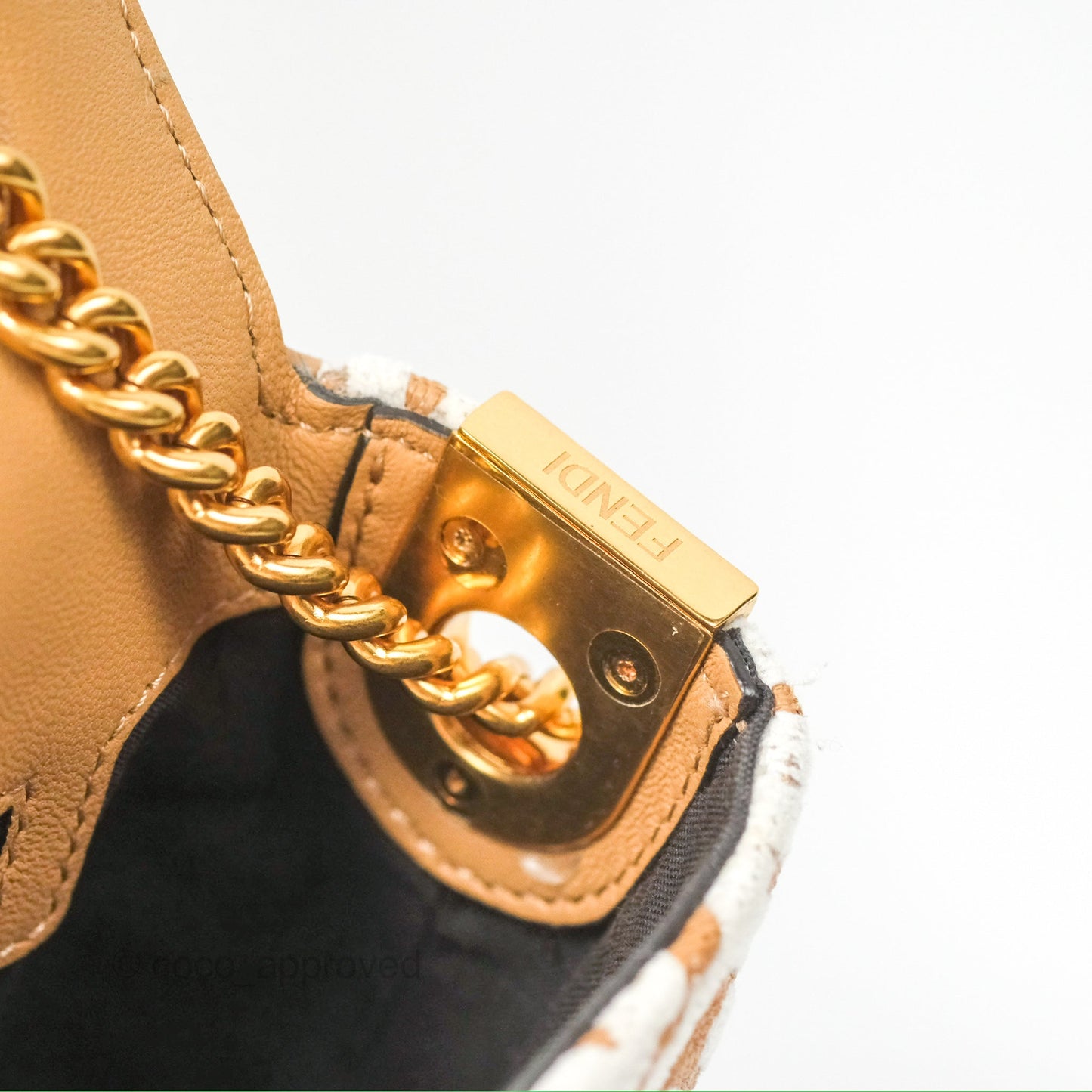 Fendi Baguette Chain Midi Bag Raffia