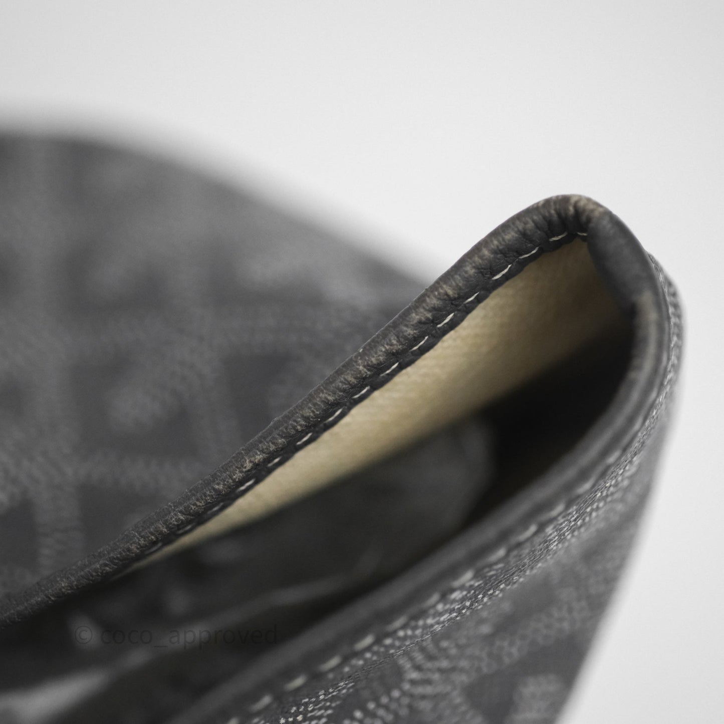 Goyard St Louis Tote PM ⁣⁣⁣⁣⁣⁣⁣⁣⁣⁣⁣⁣⁣⁣⁣⁣⁣⁣⁣⁣Grey