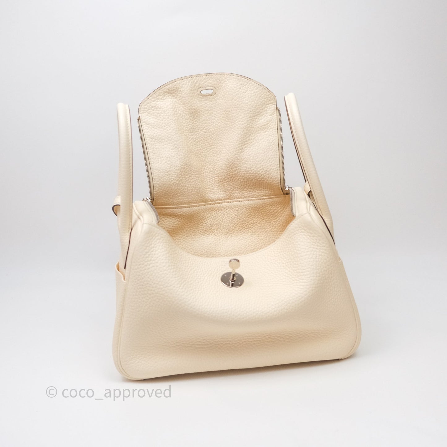 Hermès Lindy 26 Nata I2 Taurillon Clemence Palladium Hardware