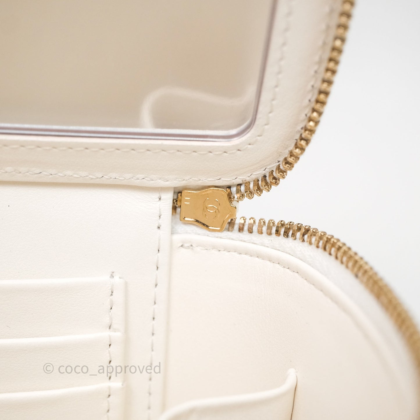 Chanel Classic Vanity Rectangular with Chain White Caviar Gold Hardware