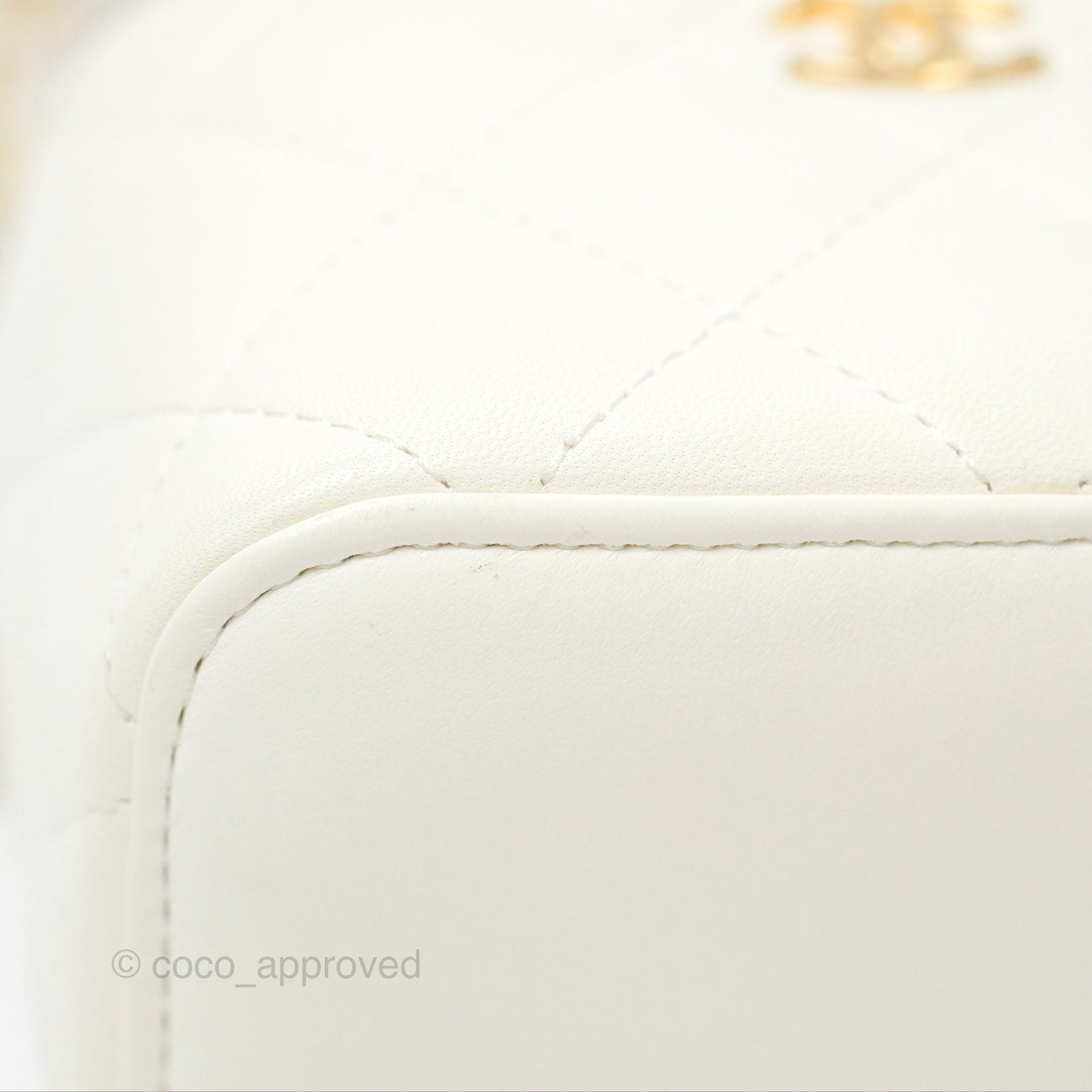 Chanel Mini Pearl Crush Vanity With Chain White Lambskin Gold Hardware