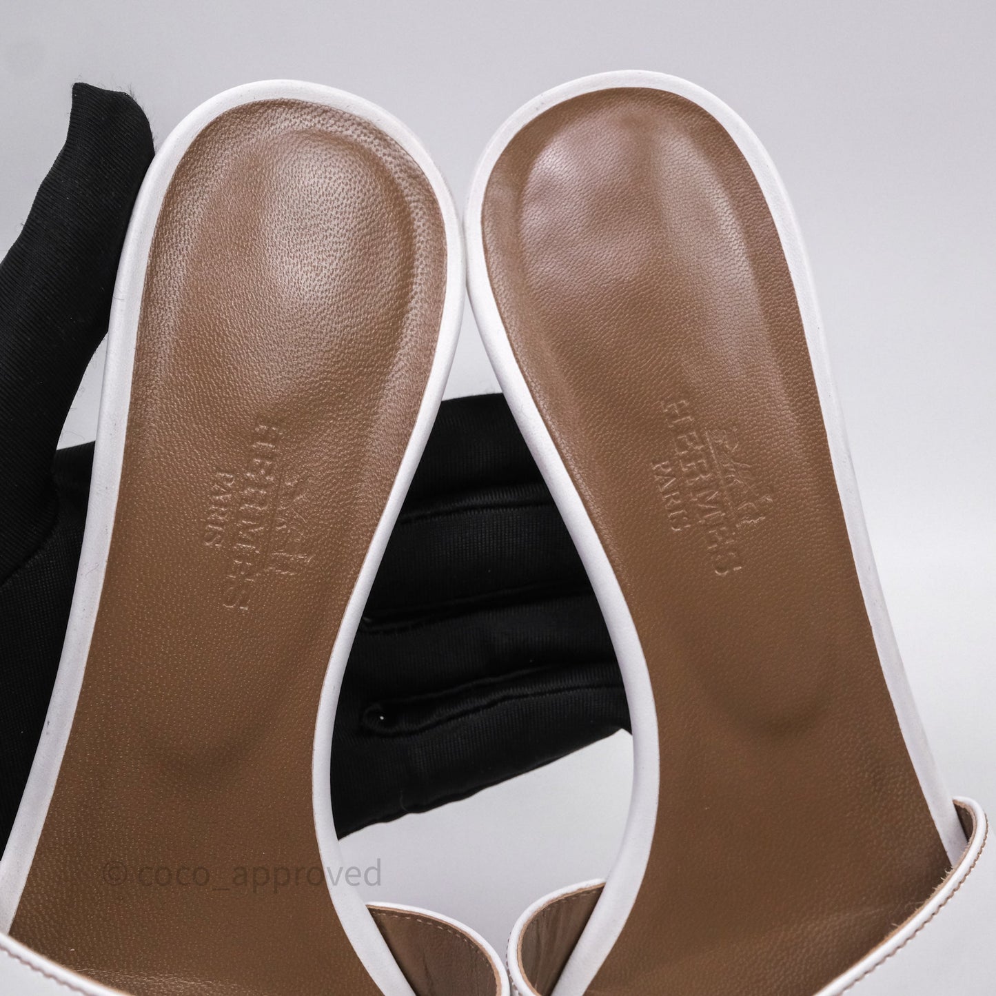 Hermes Oasis Sandal in White Size 37