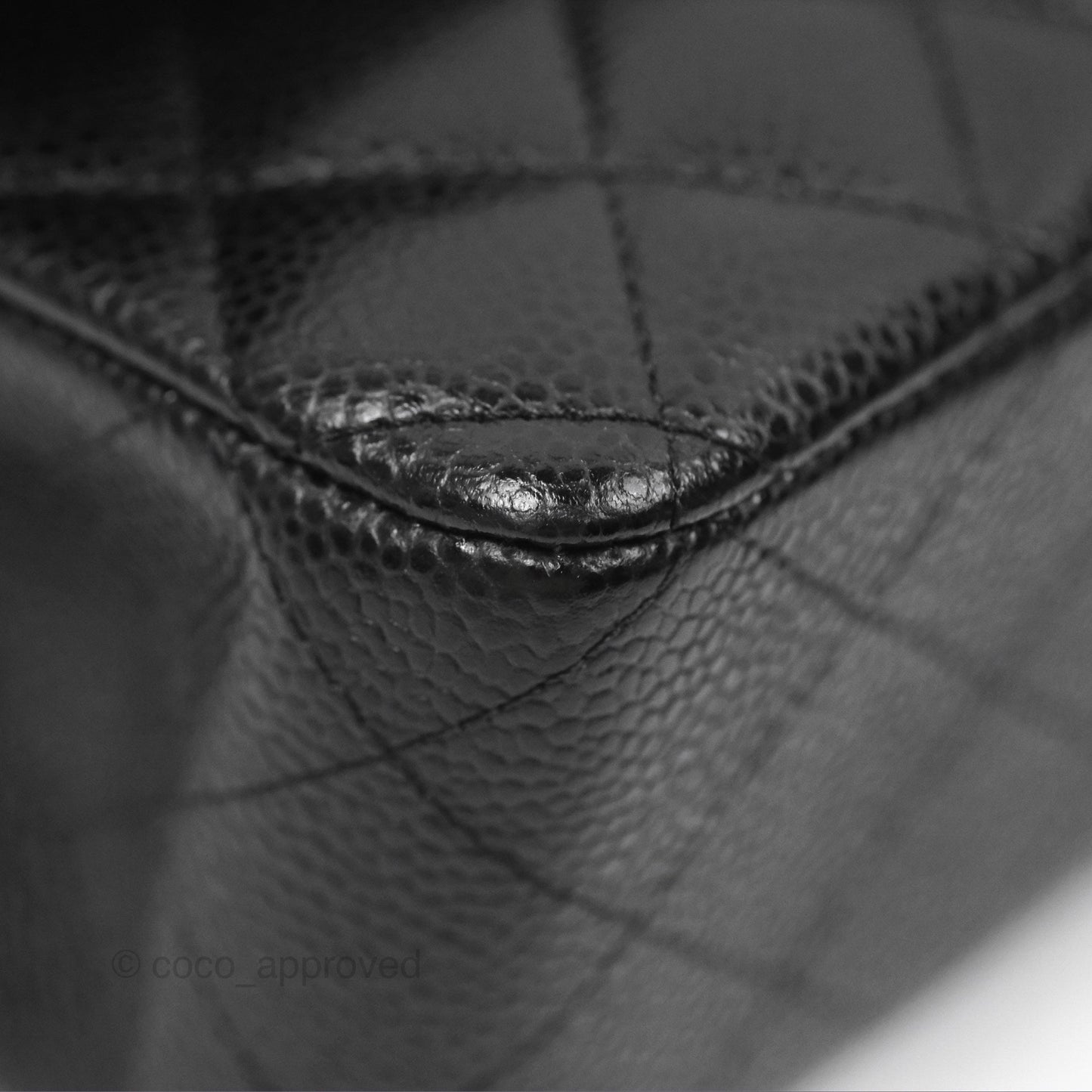 Chanel Classic M/L Medium Flap Quilted Black Caviar Gold Hardware