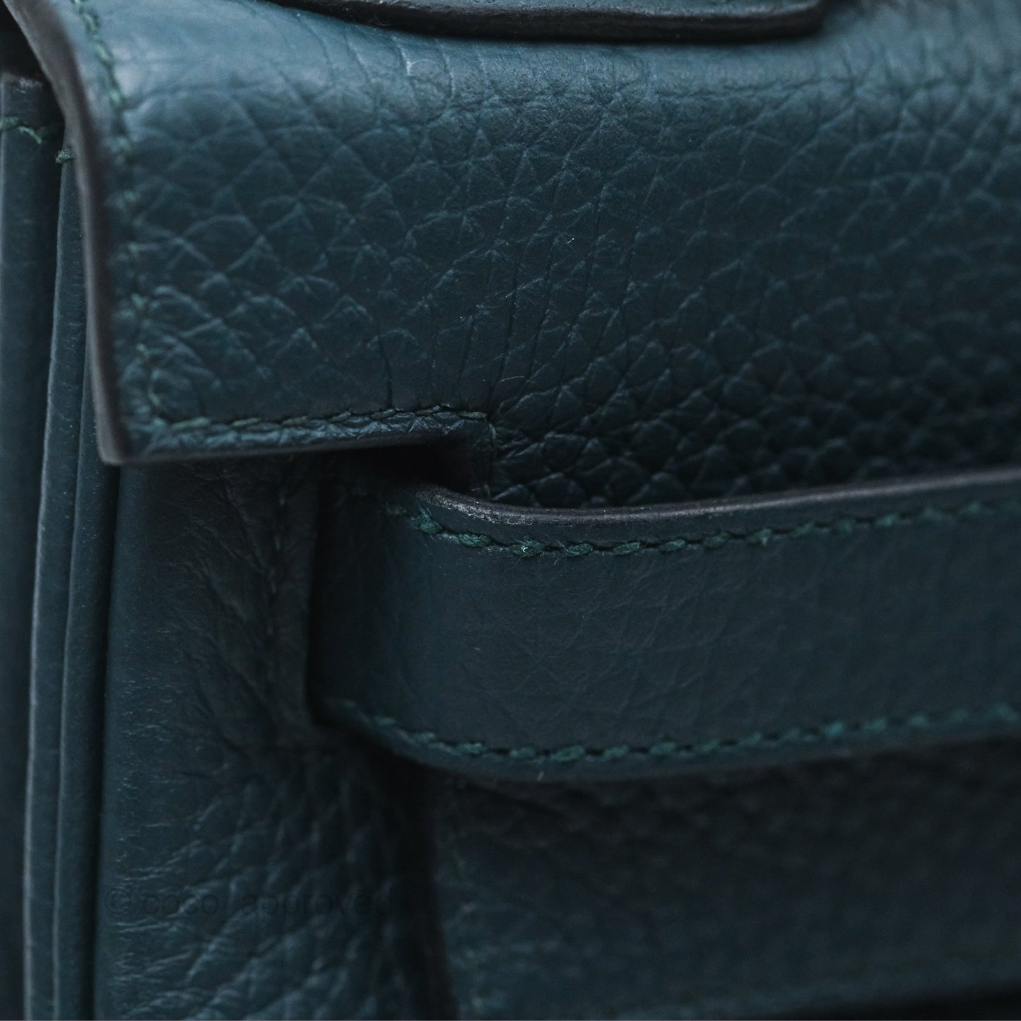 Hermès Kelly 28 Retourne Dark Green Clemence Gold Hardware