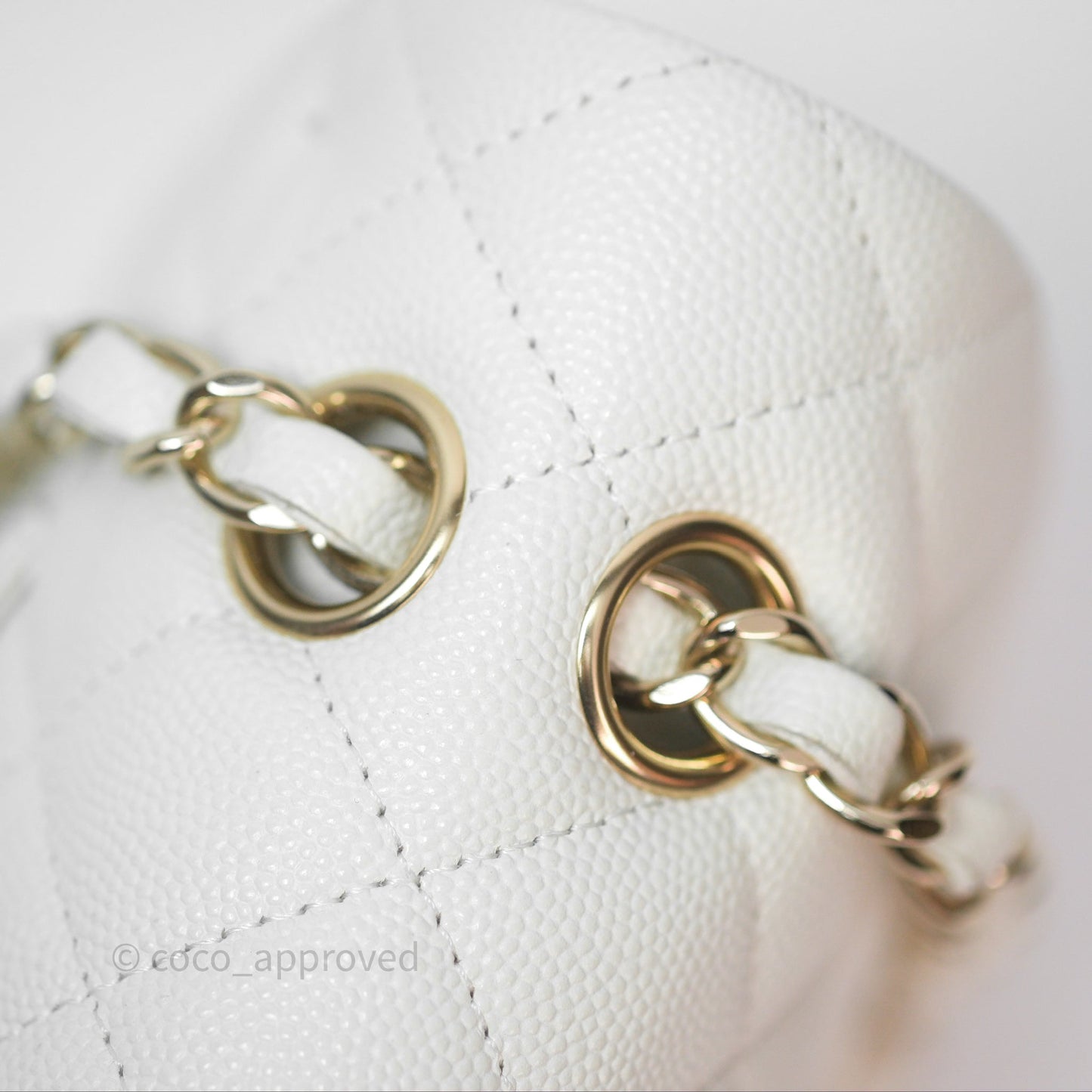 Chanel M/L Medium Classic Flap Quilted White Caviar Gold Hardware
