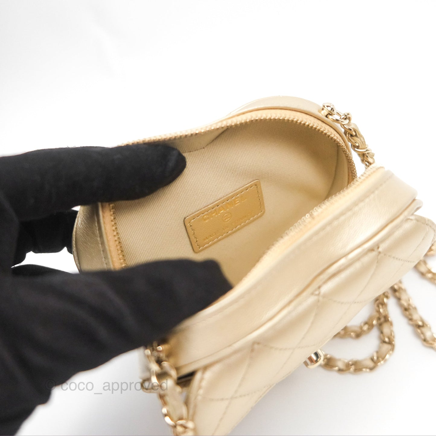 Chanel Small Heart Bag Gold Lambskin Gold Hardware 22S