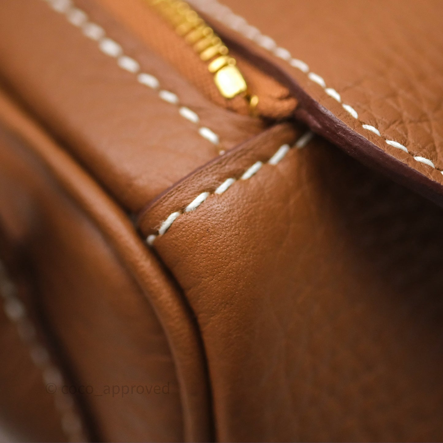 Hermès Lindy 26 Gold 37 Clemence Gold Hardware