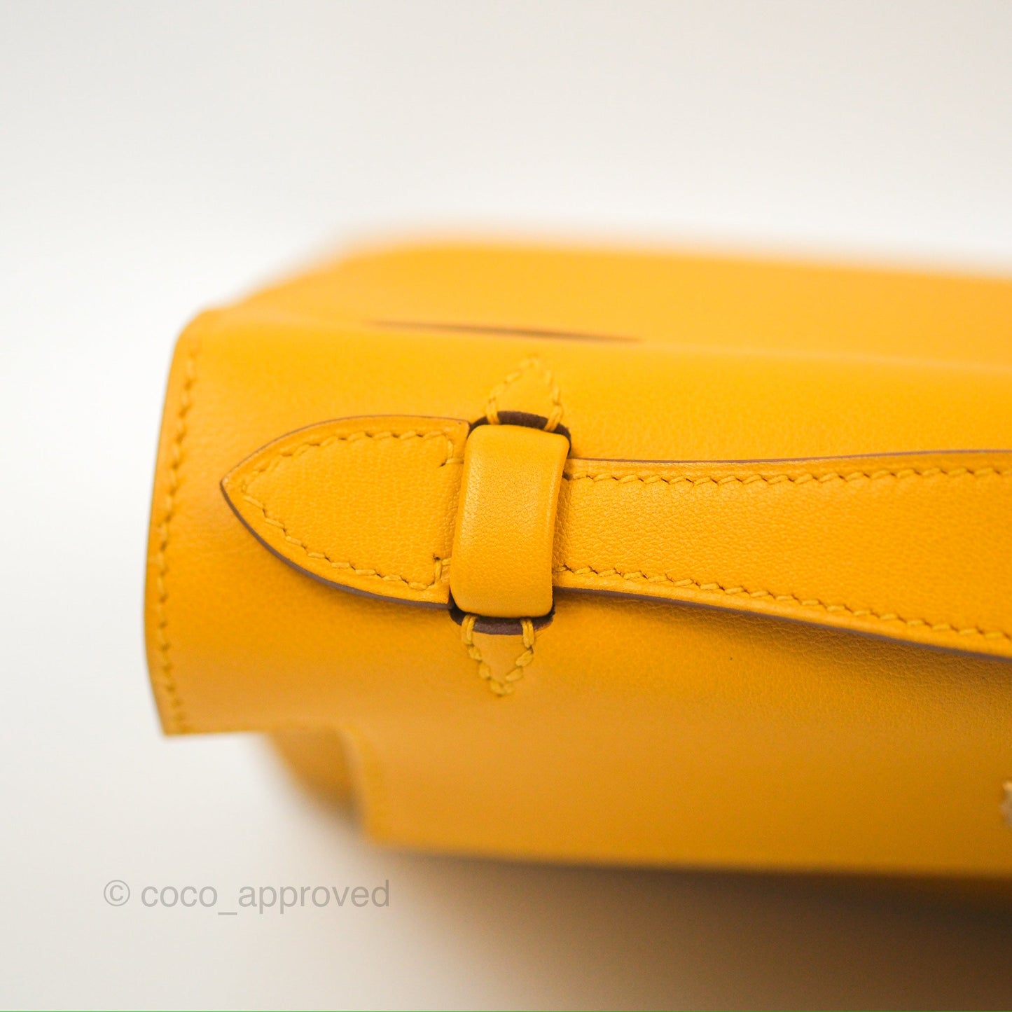 Hermès Kelly Mini Pochette Jaune Ambre Swift Gold Hardware