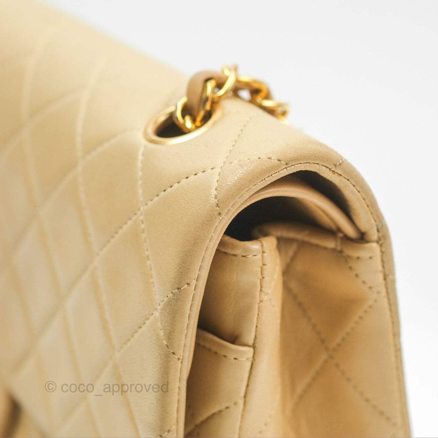 Chanel Vintage Medium Classic Flap Beige Lambskin 24K Gold Hardware