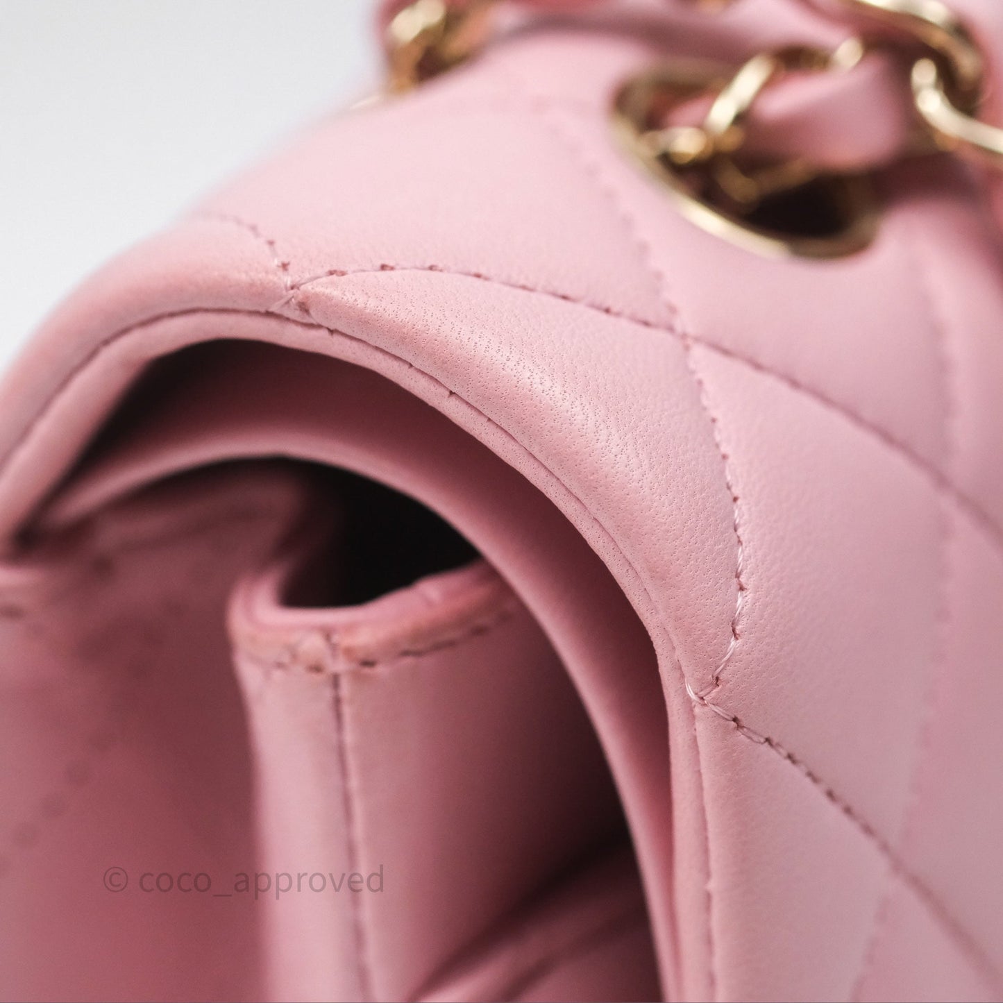 Chanel Classic M/L Medium Flap Quilted Pink Lambskin Gold Hardware