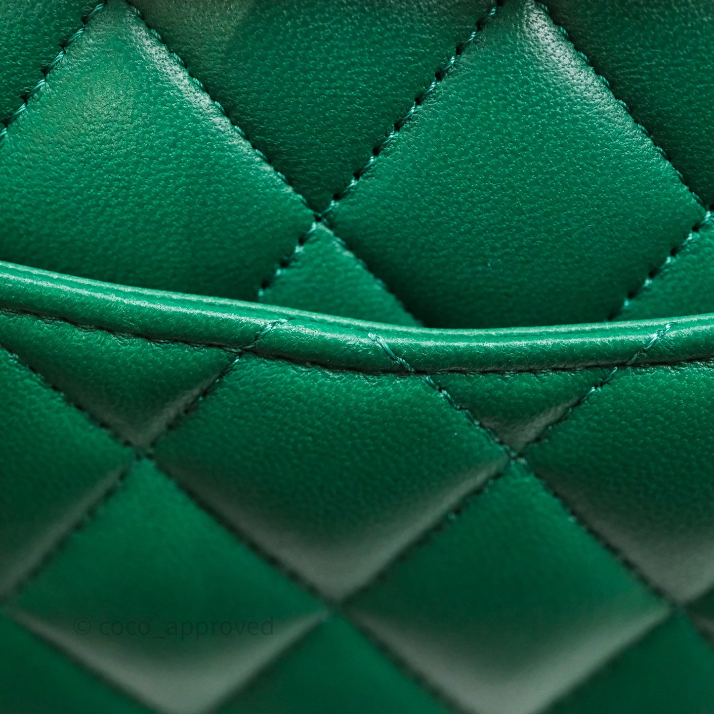 Chanel Classic M/L Medium Flap Quilted Green Lambskin Gold Hardware