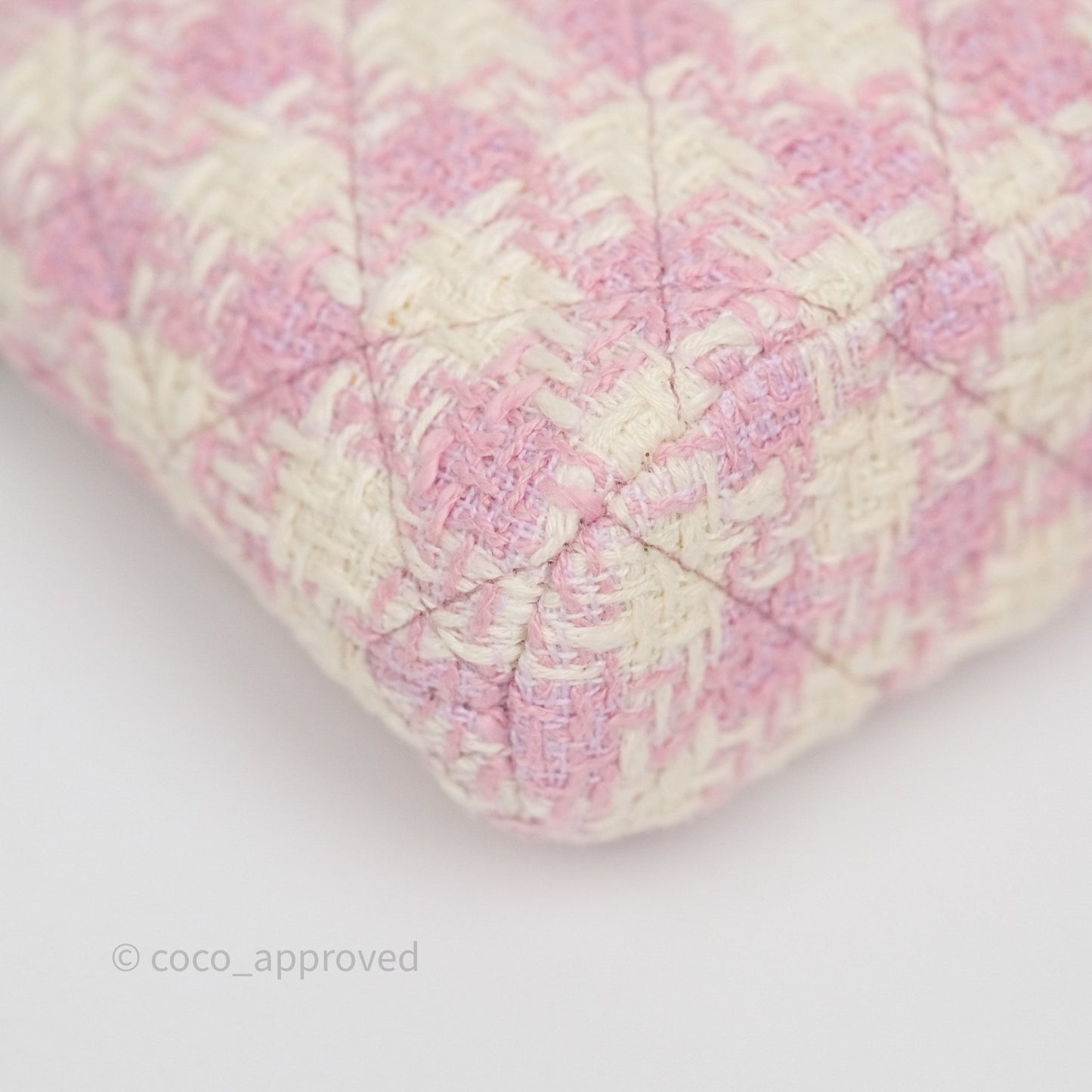 Chanel Mini Pouch On Chain White Pink Houndstooth Tweed Gold Hardware
