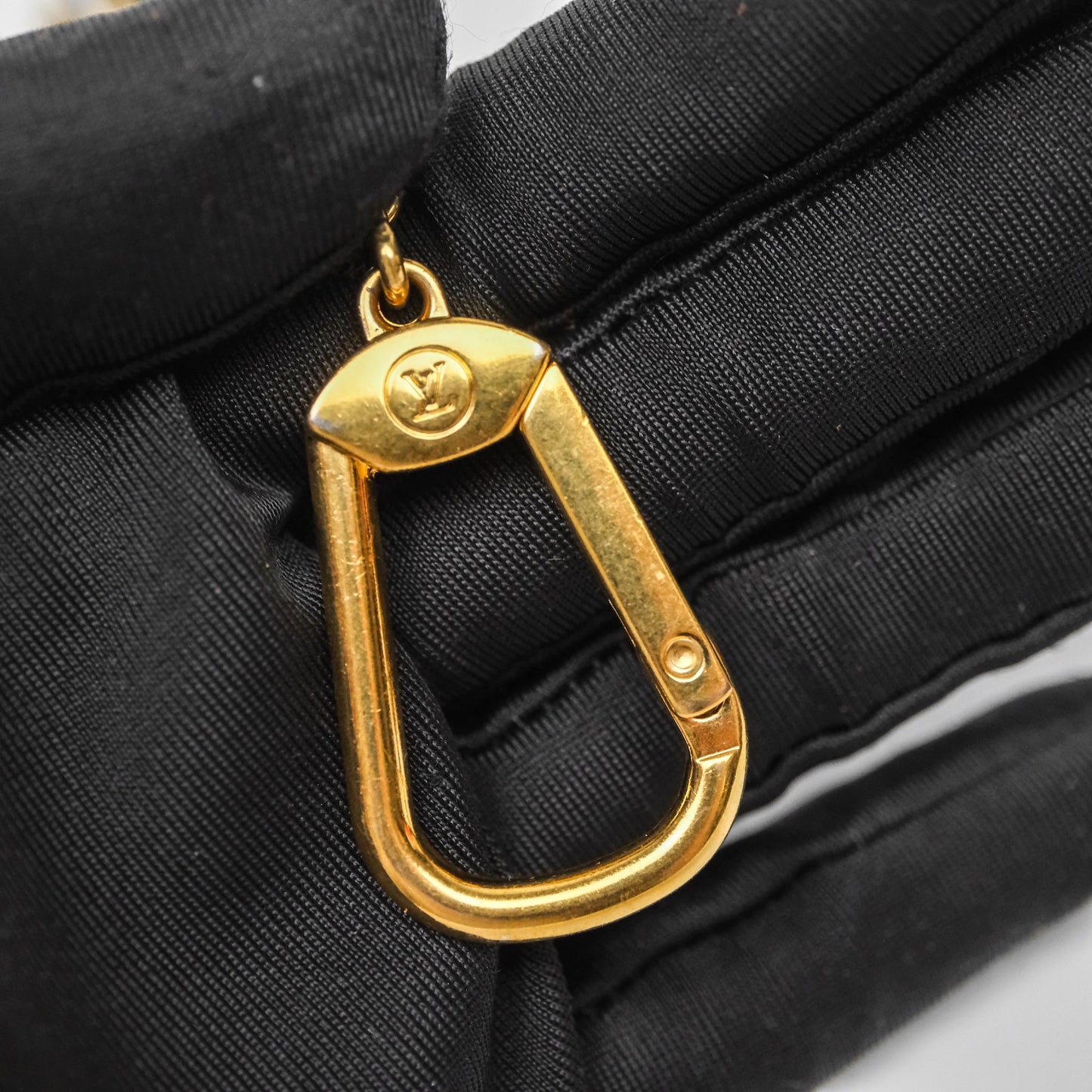 Louis Vuitton Key Pouch Black Monogram Canvas