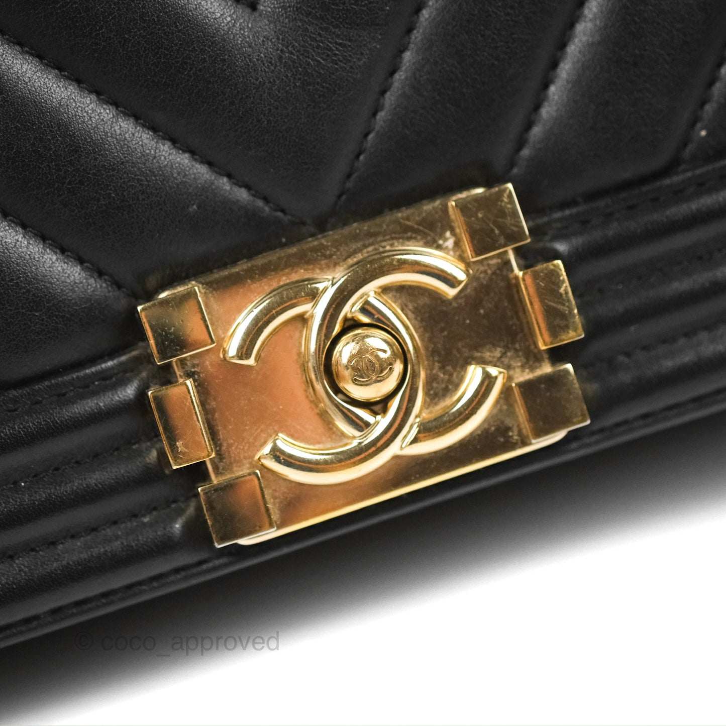 Chanel Medium Boy Chevron Black Calfskin Gold Hardware