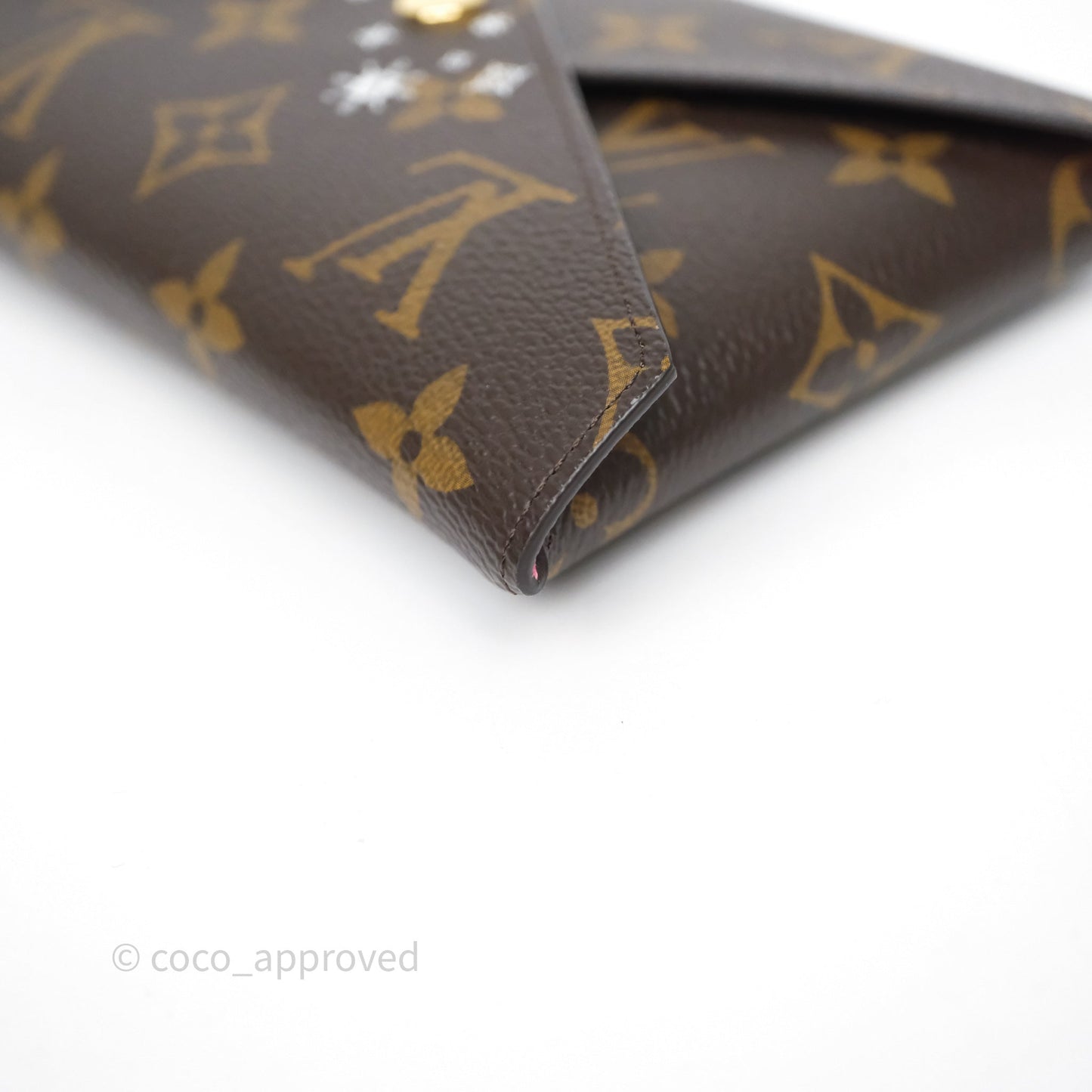Louis Vuitton 2023 Christmas Animation Kirigami Pochette 3-in-1 Monogram Canvas