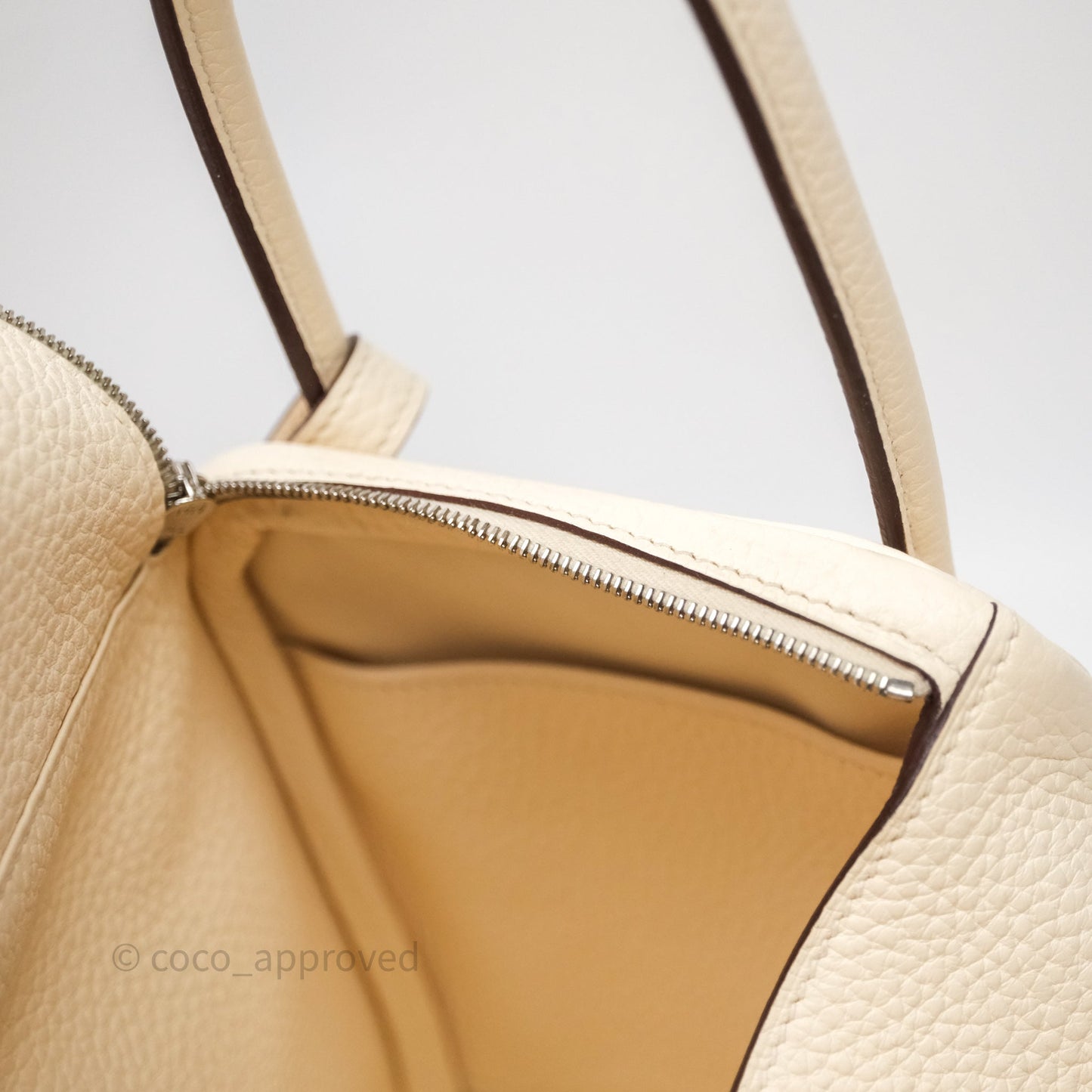 Hermès Lindy 26 Nata I2 Taurillon Clemence Palladium Hardware
