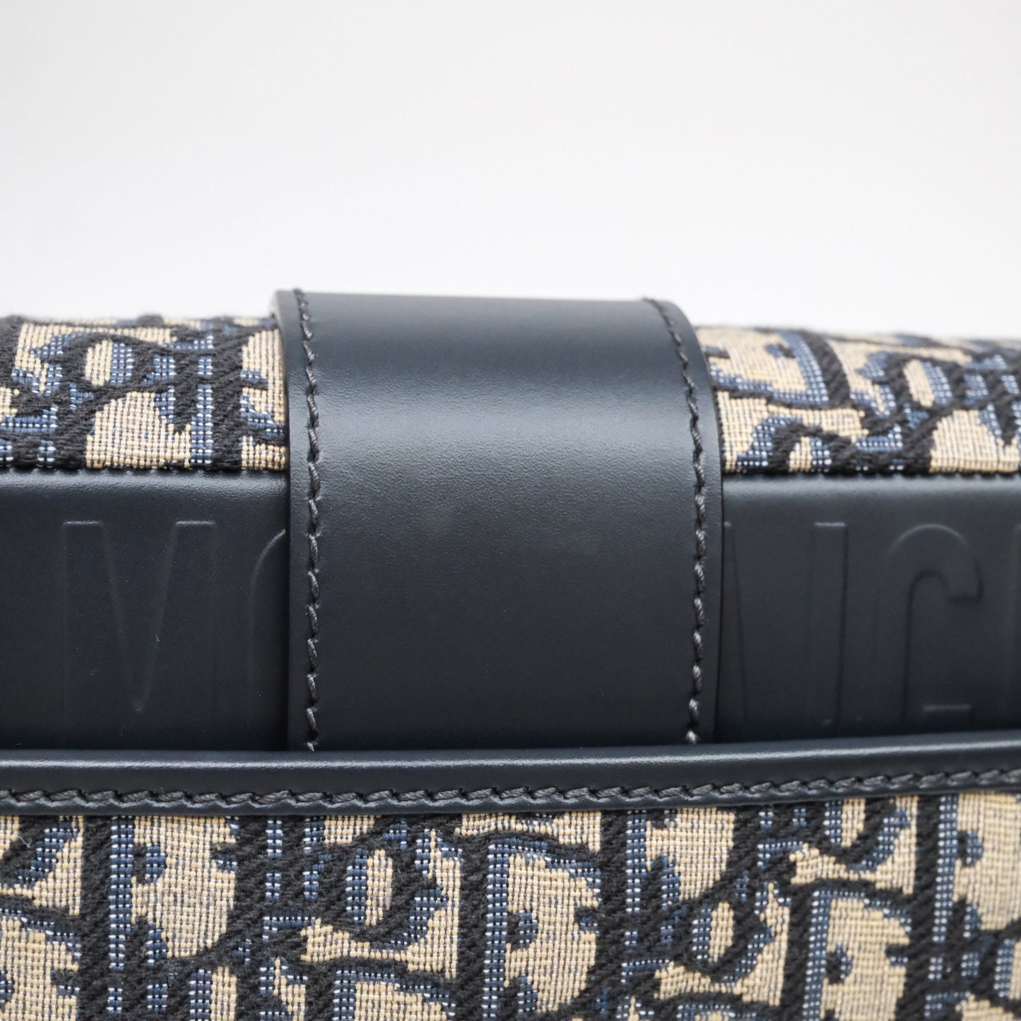 Christian Dior 30 Montaigne Bag Blue Dior Oblique Jacquard Dior