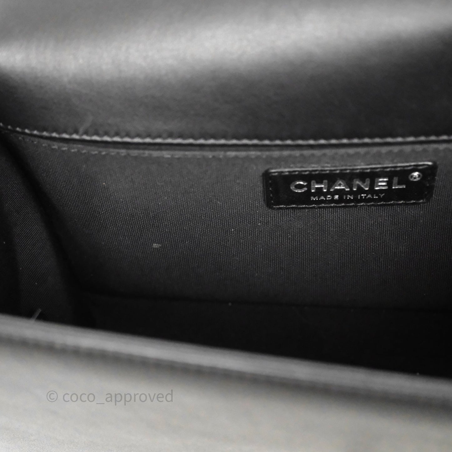 Chanel Quilted Medium Boy Black Calfskin Ruthenium Hardware