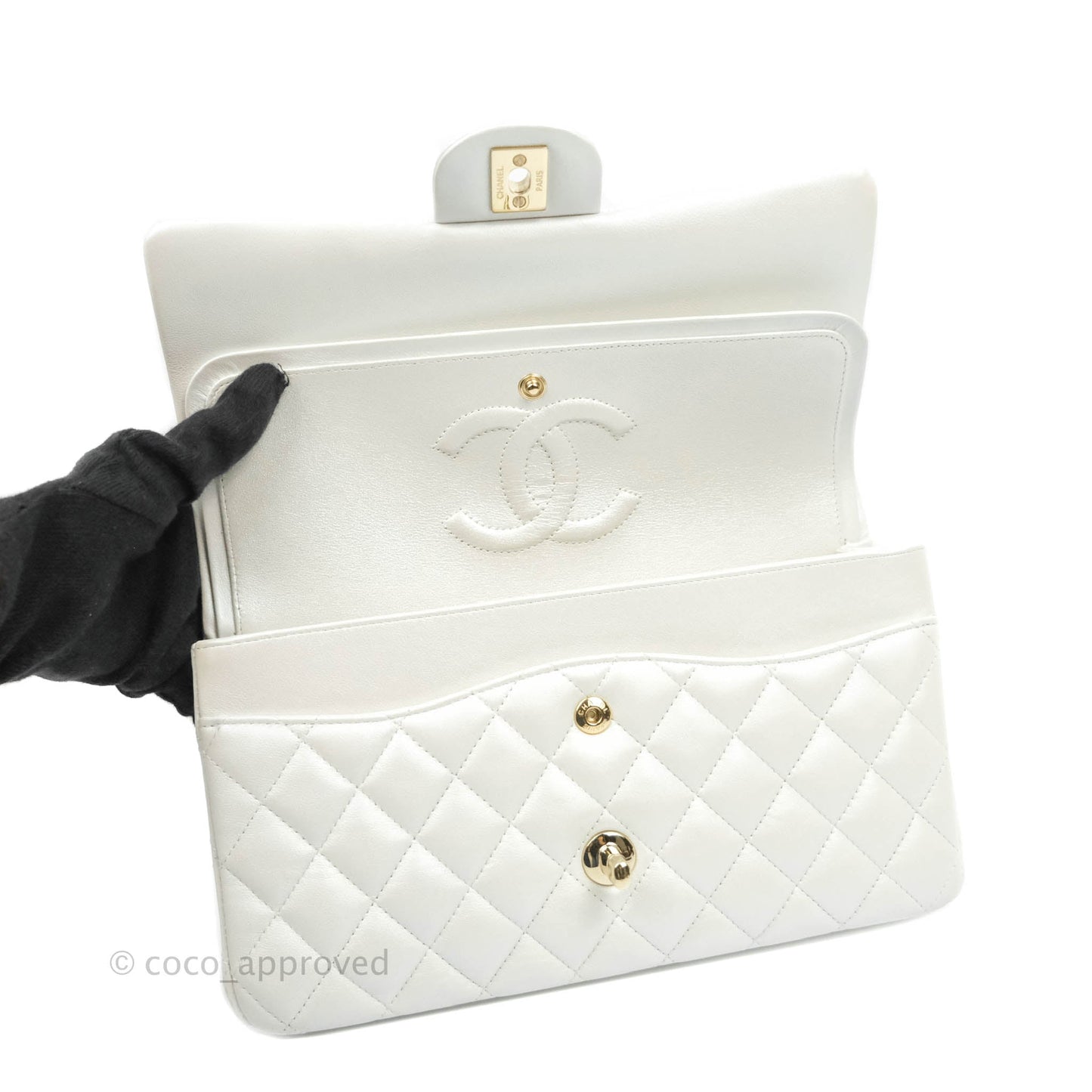 Chanel Classic M/L Medium Double Flap Iridescent White Lambskin Gold Hardware