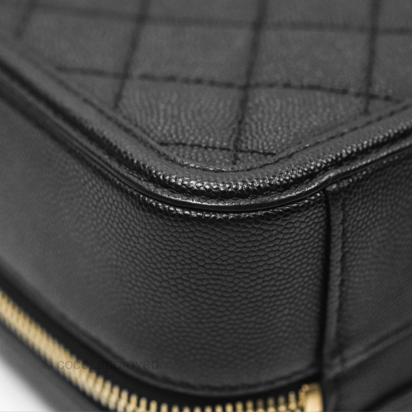 Chanel Quilted Medium CC Filigree Vanity Case Black Caviar Gold Hardware
