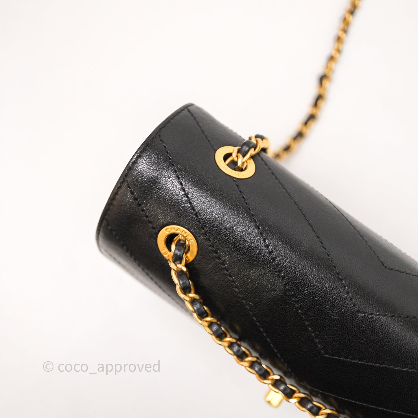 Chanel Chevron Flap Bag Black Calfskin Aged Gold Hardware