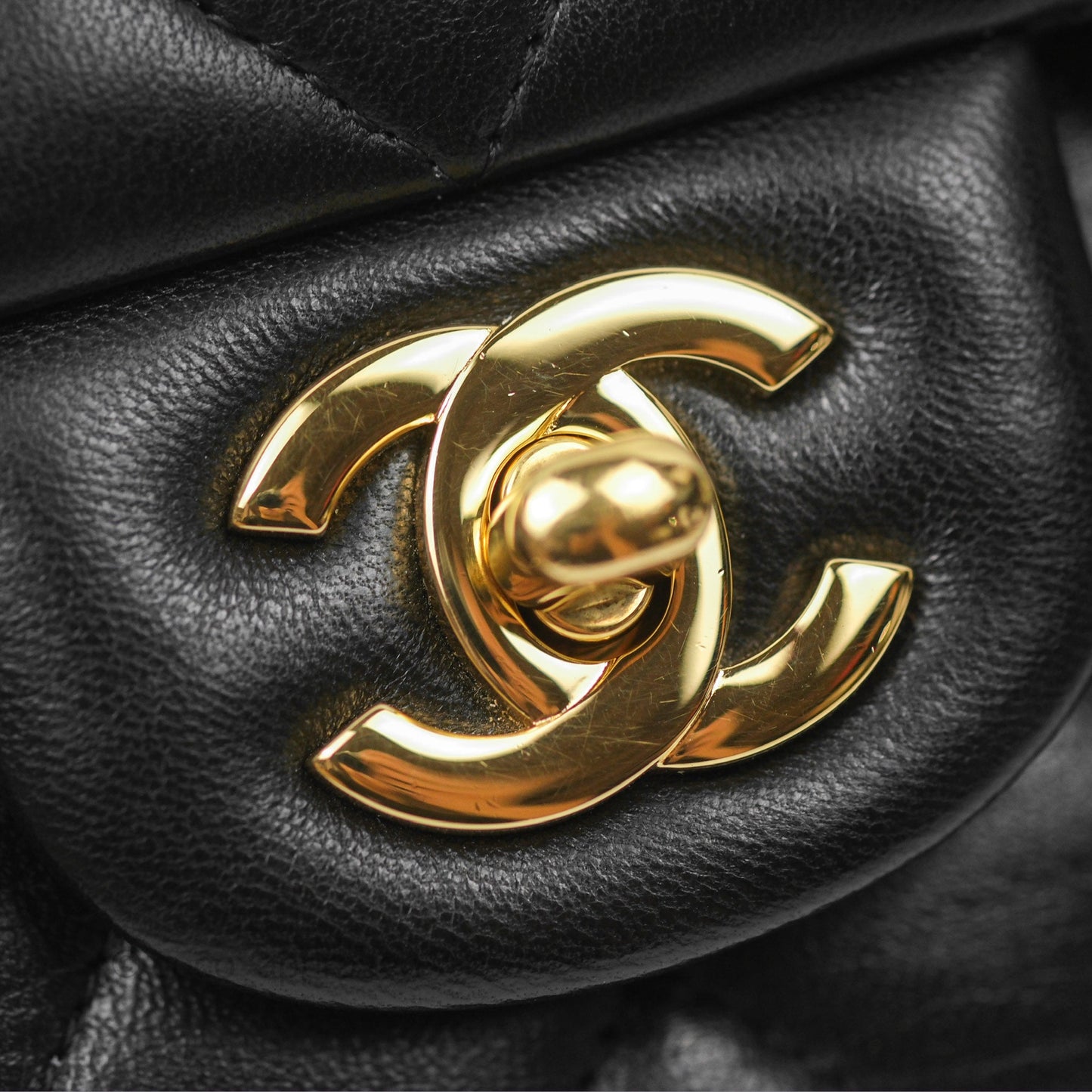 Chanel Classic M/L Medium Flap Quilted Black Lambskin Gold Hardware