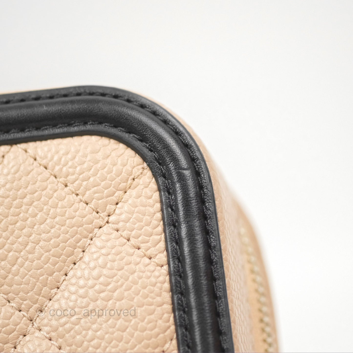 Chanel Quilted Medium CC Filigree Vanity Case Beige Black Caviar Gold Hardware