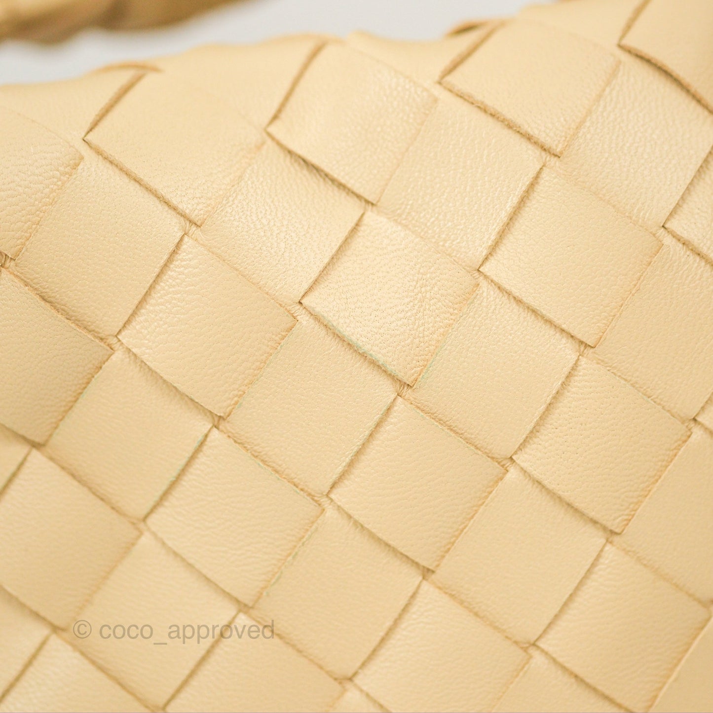 Bottega Veneta Mini Jodie Clutch Bag Intrecciato Porridge Lambskin Gold Hardware