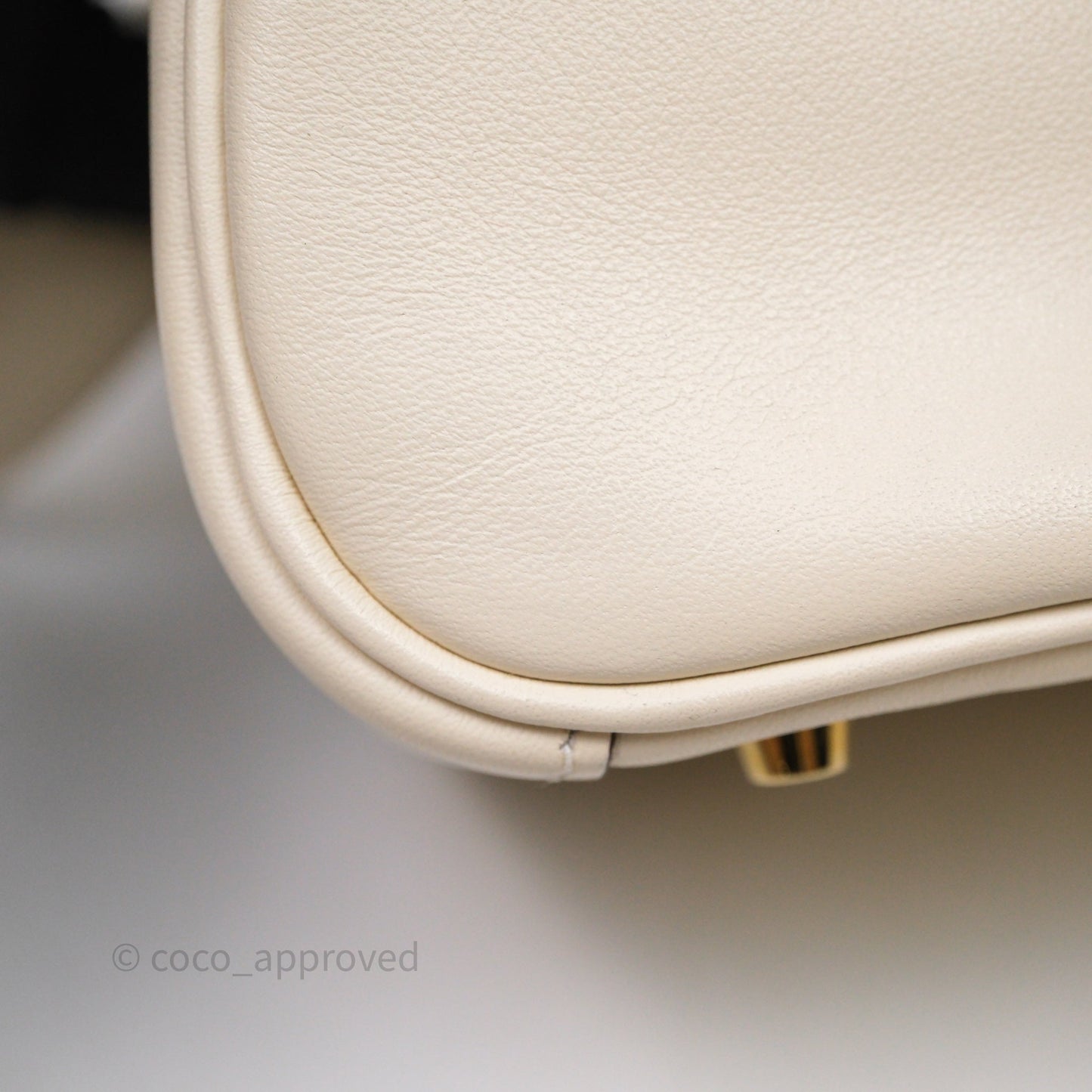 Hermès Mini Lindy 20 Nata I2 Swift Gold Hardware