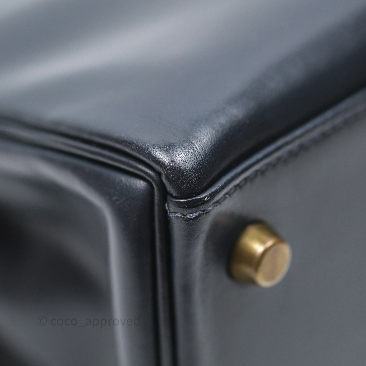 Hermès Vintage Kelly 28 Retourn Navy Box Leather Gold Hardware